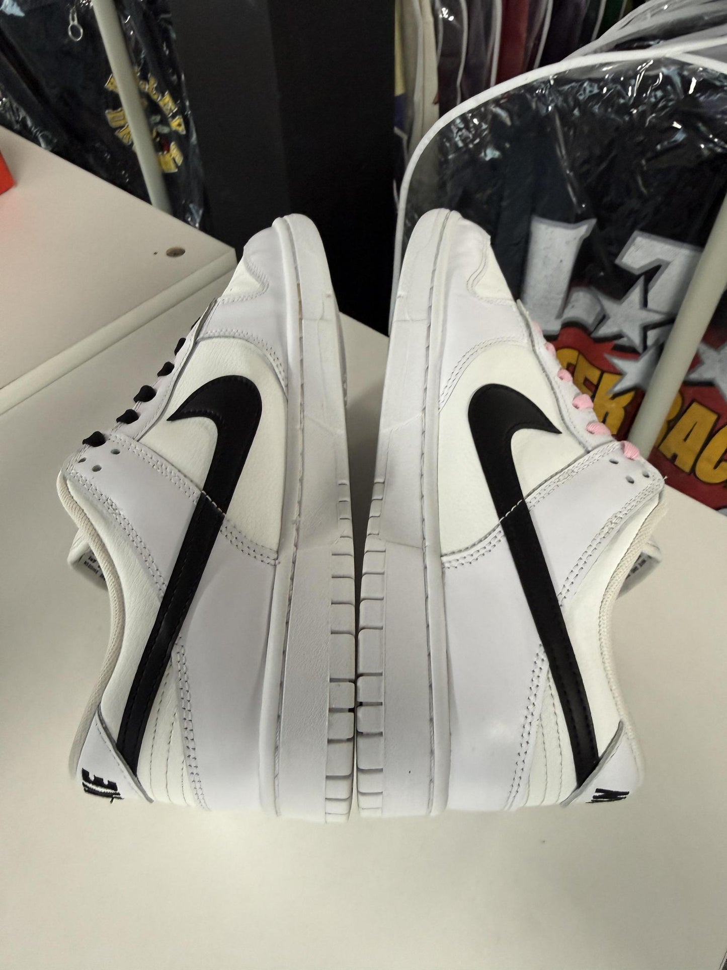 Nike Dunk Low "White Black" Used Size 9.5