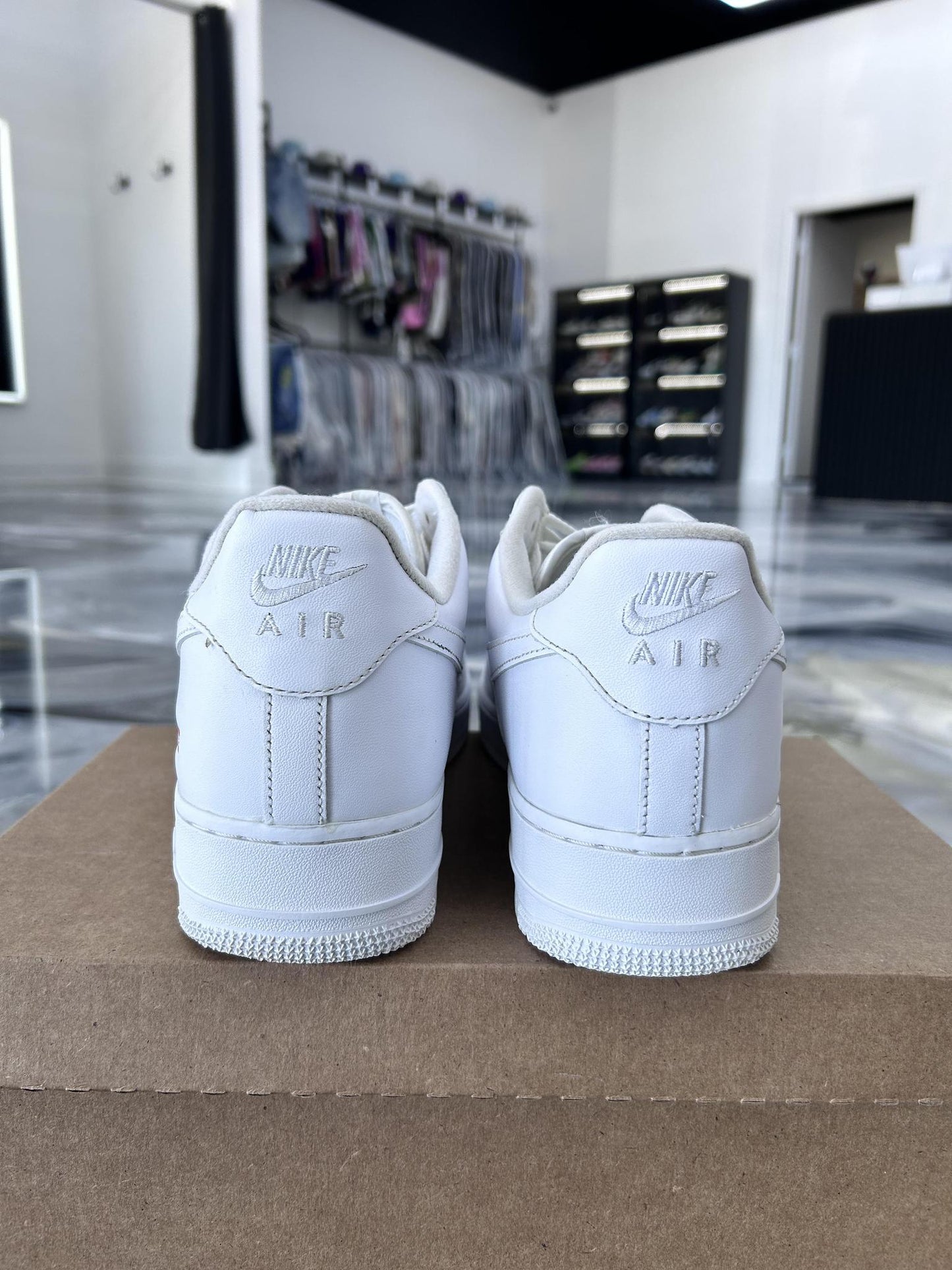 Nike Air Force 1 Low x Supreme "White" Used Size 12