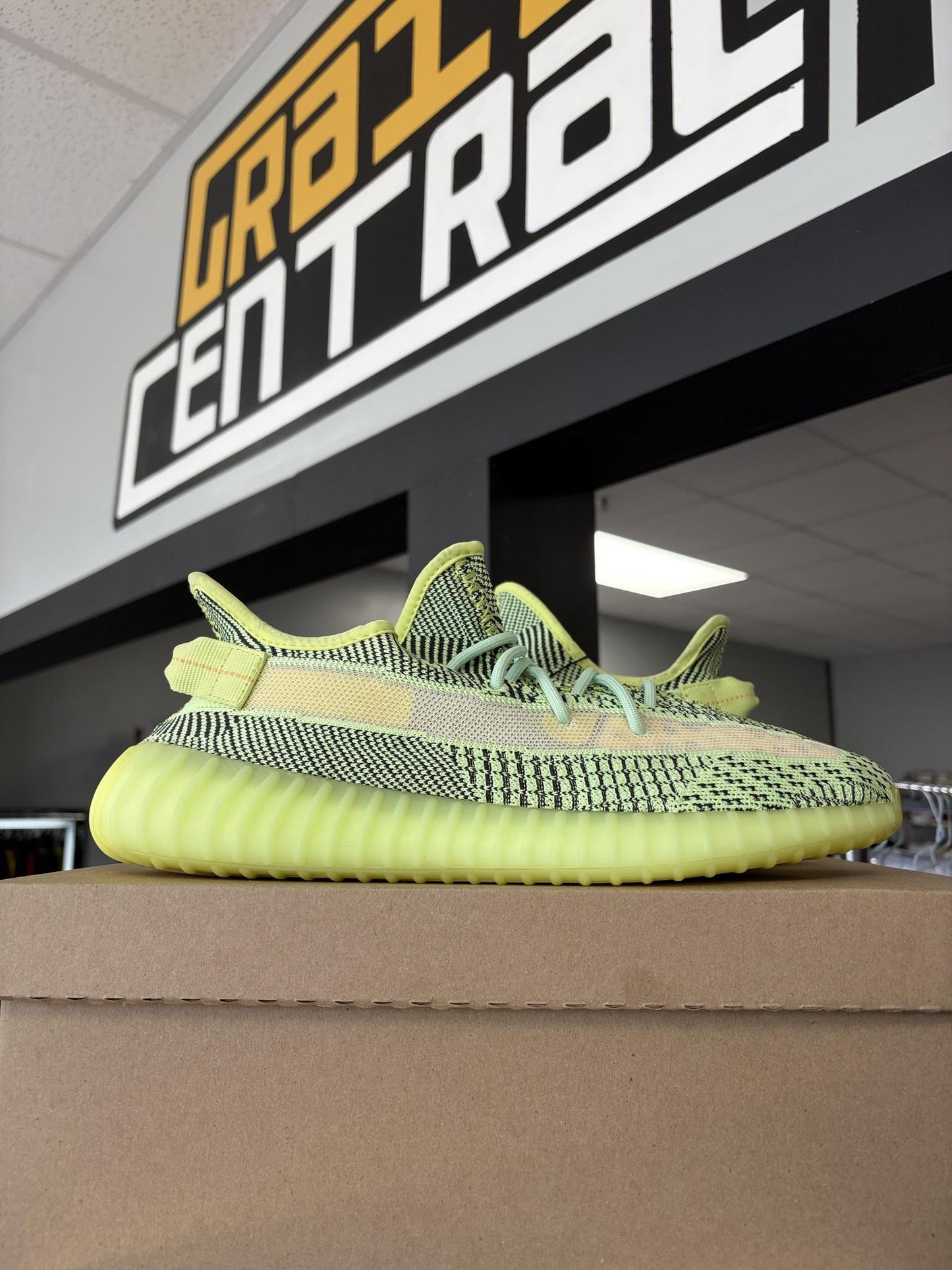 Yeezy 350 V2 "Yeezreel" Used Size 12