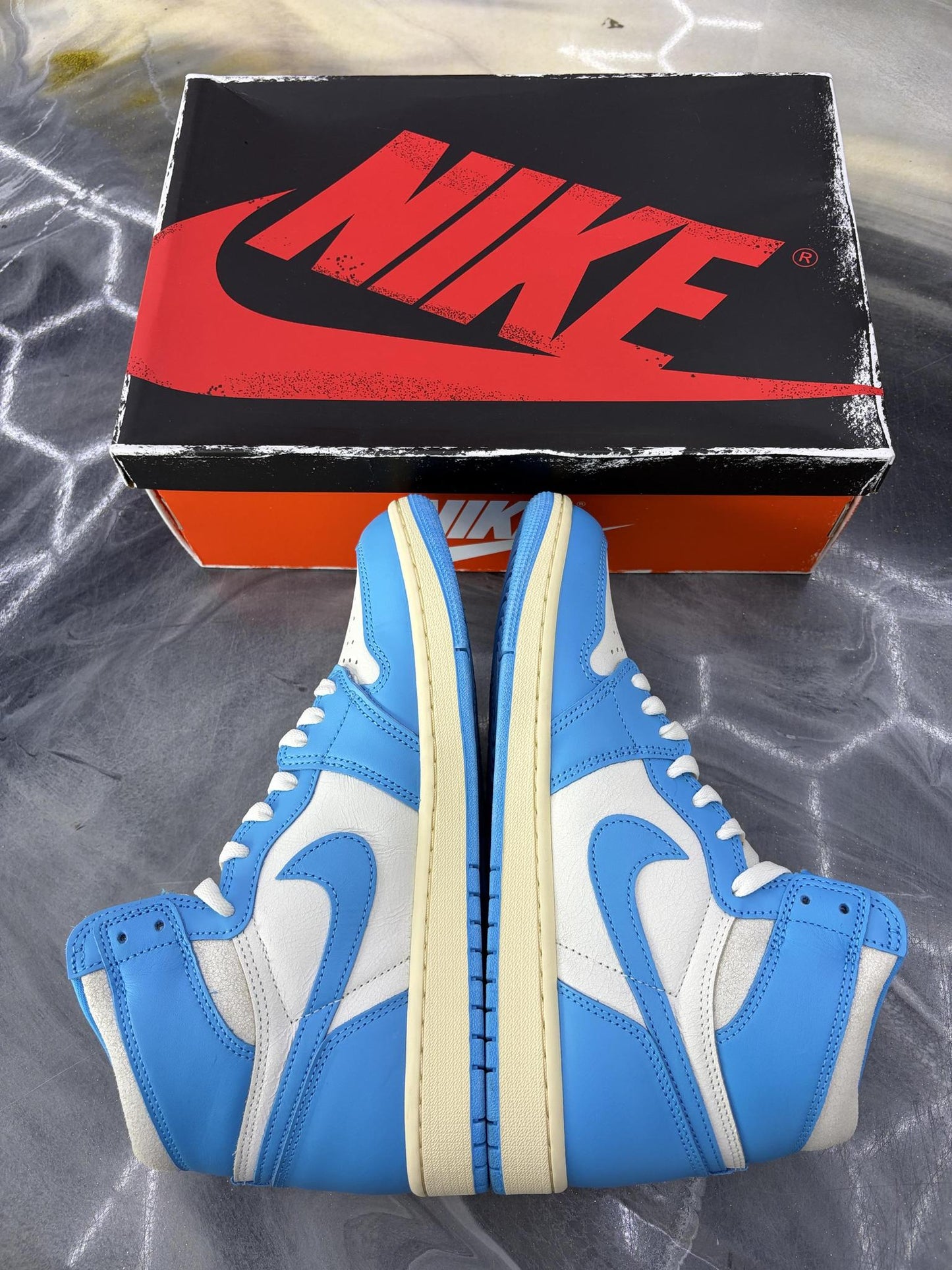 Jordan 1 "UNC Reimagined" Used Size 10