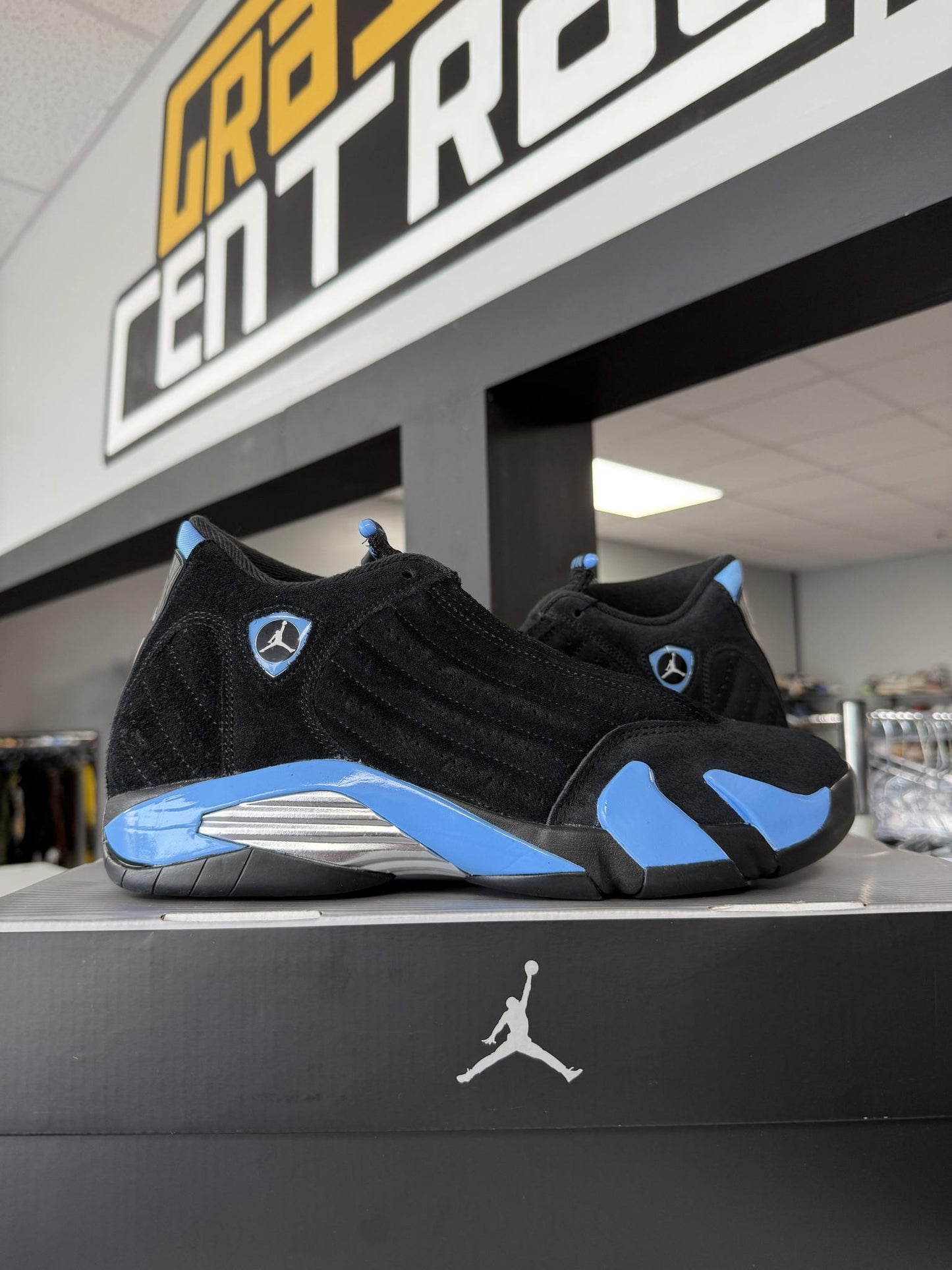 Jordan 14 "University Blue" Used Size 10