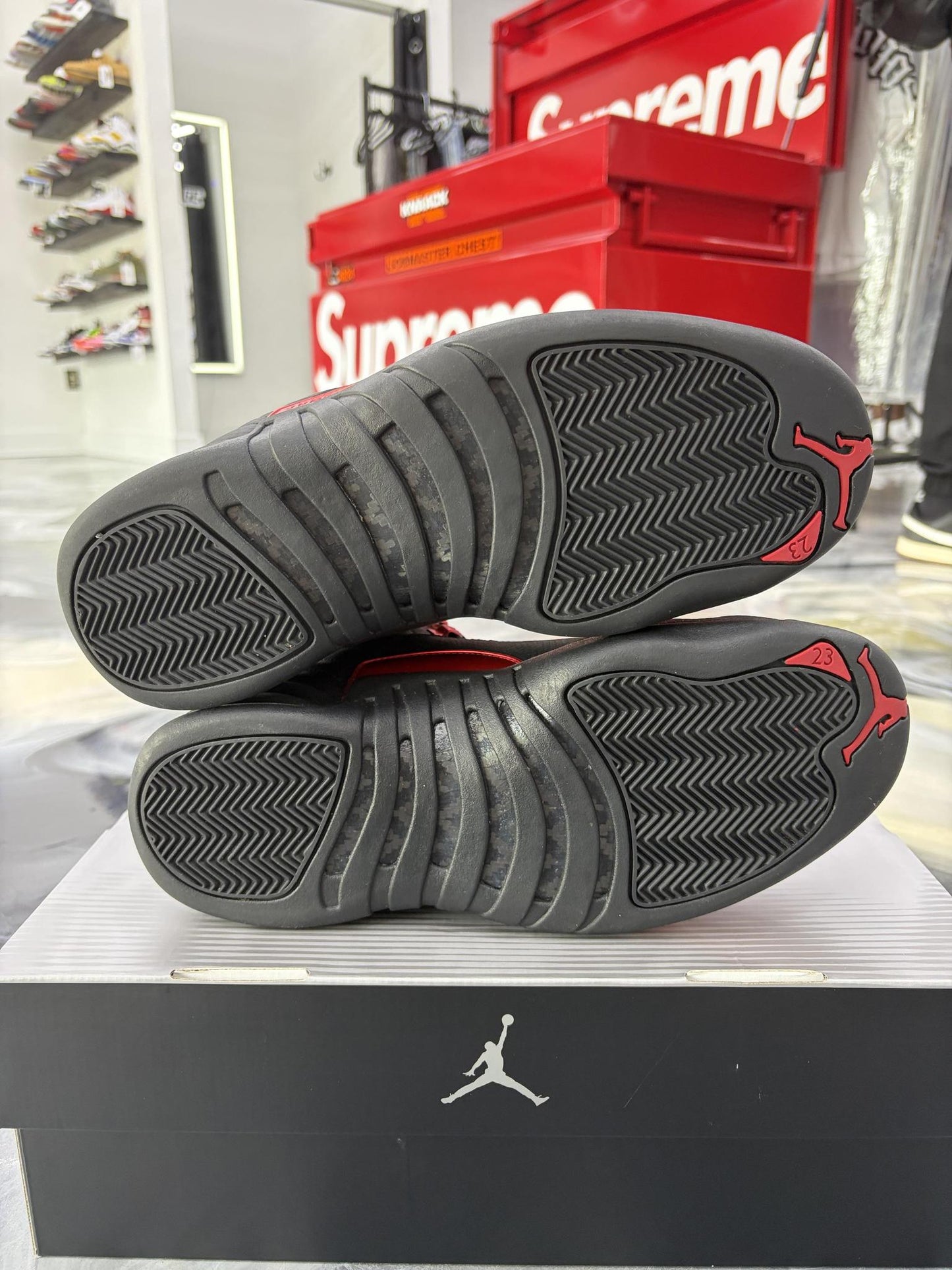 Jordan 12 "Bloodline" Used Size 10.5