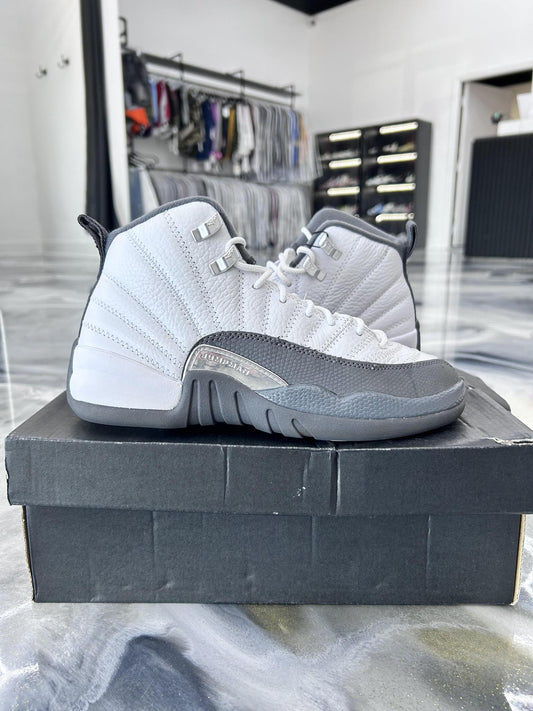 Jordan 12 "White Dark Grey" Used Size 5.5Y/7W