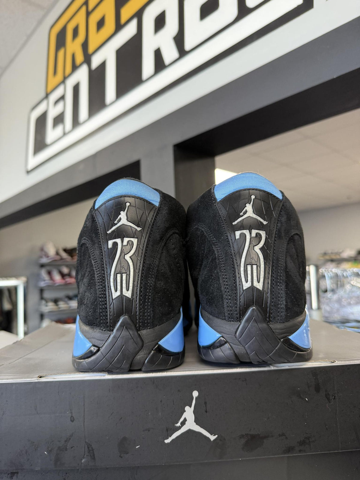 Jordan 14 "University Blue" Used Size 11