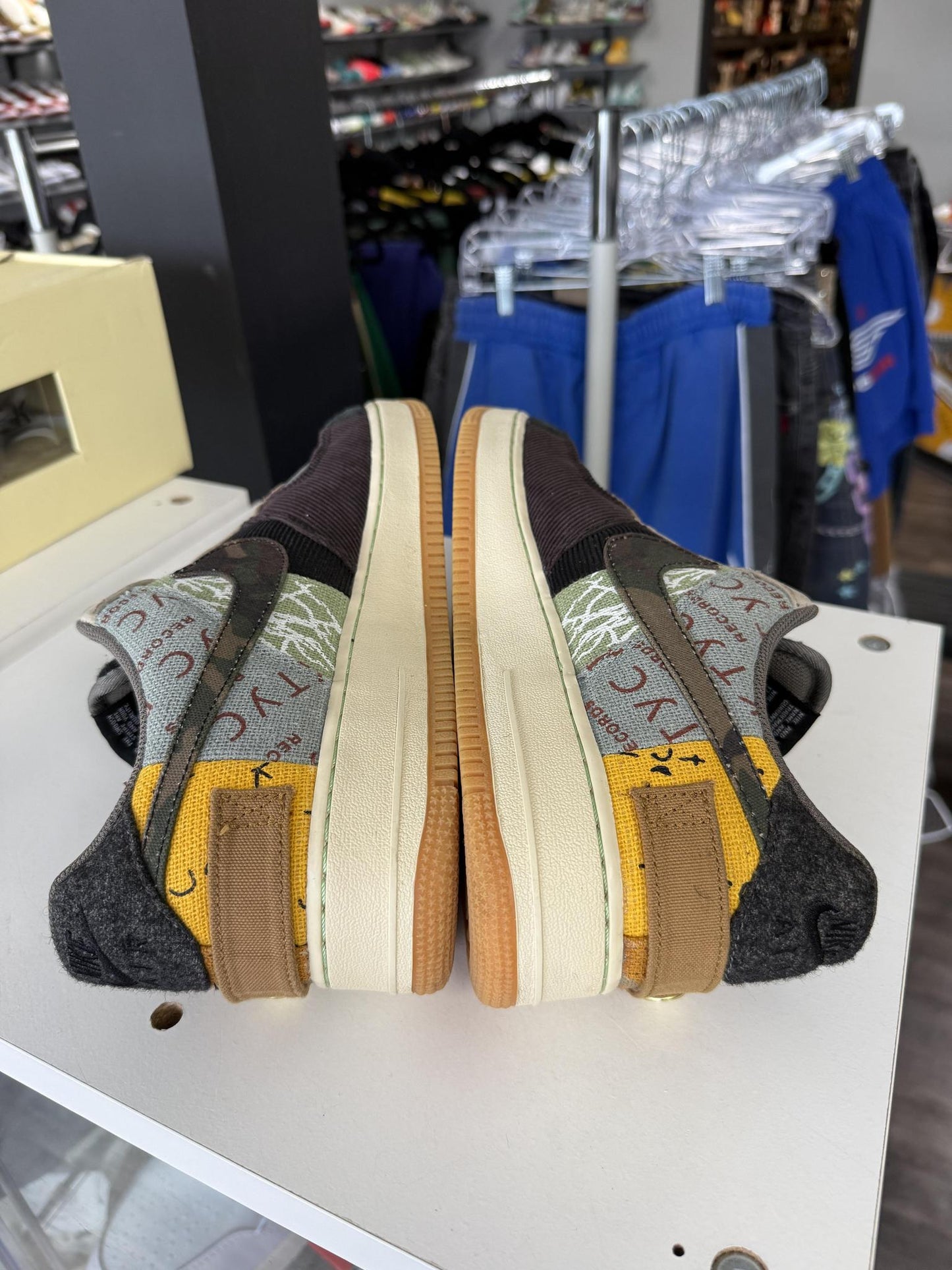 Air Force 1 Low x Travis Scott "Cactus Jack" Used Size 11.5