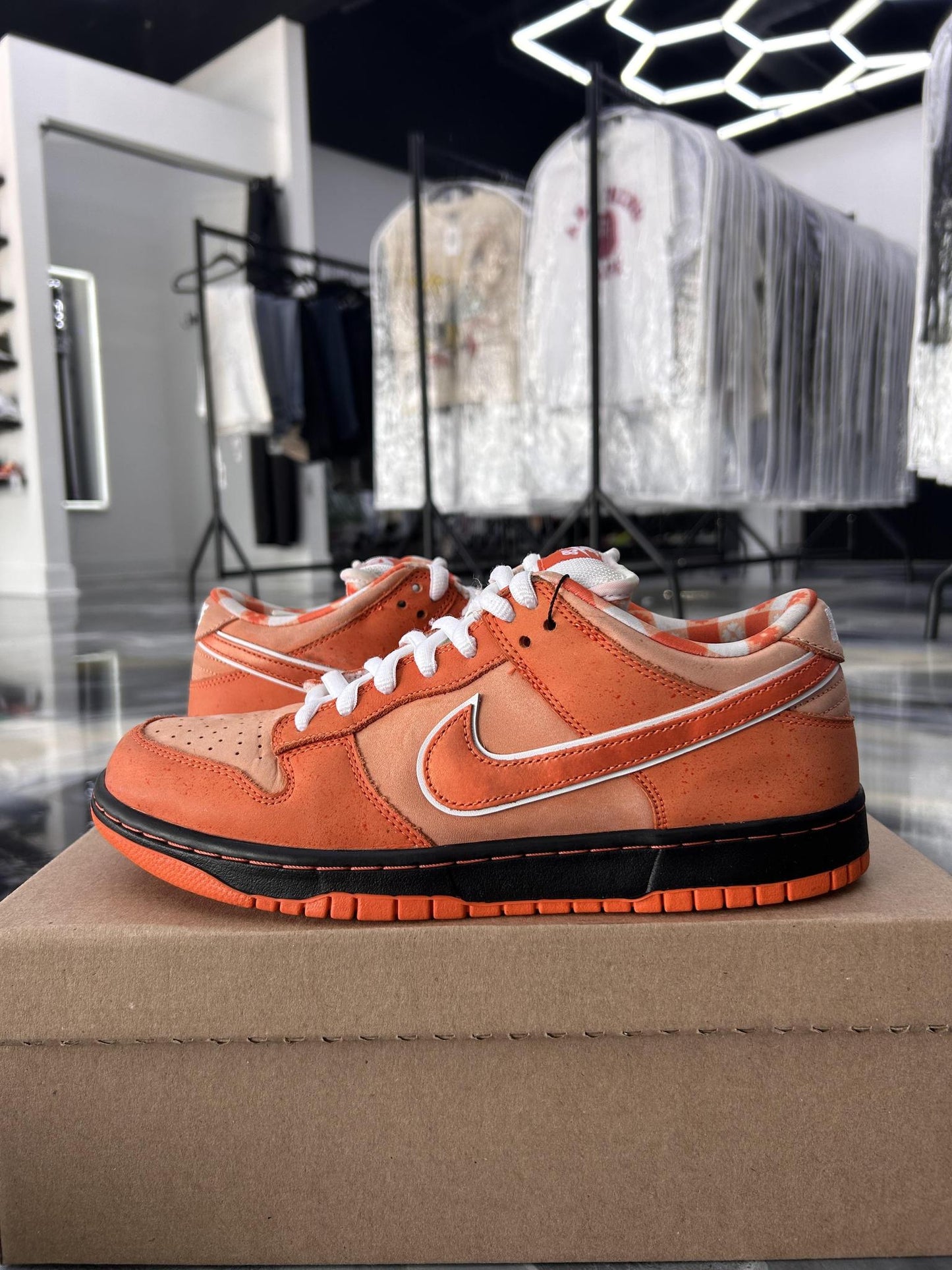 Nike SB Dunk Concepts "Orange Lobster" Used Size 10