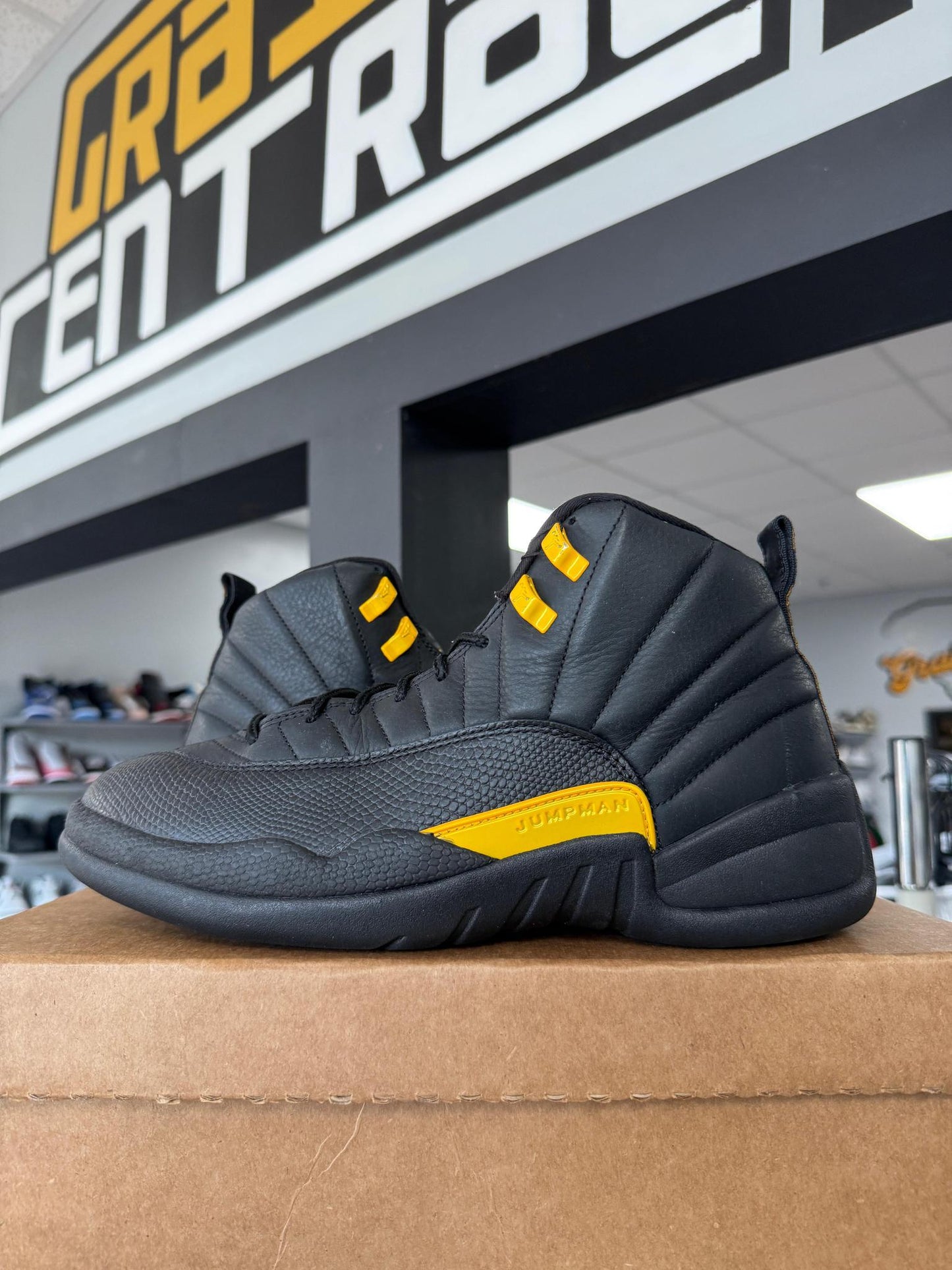 Jordan 12 "Taxi Flip" Used Size 9.5