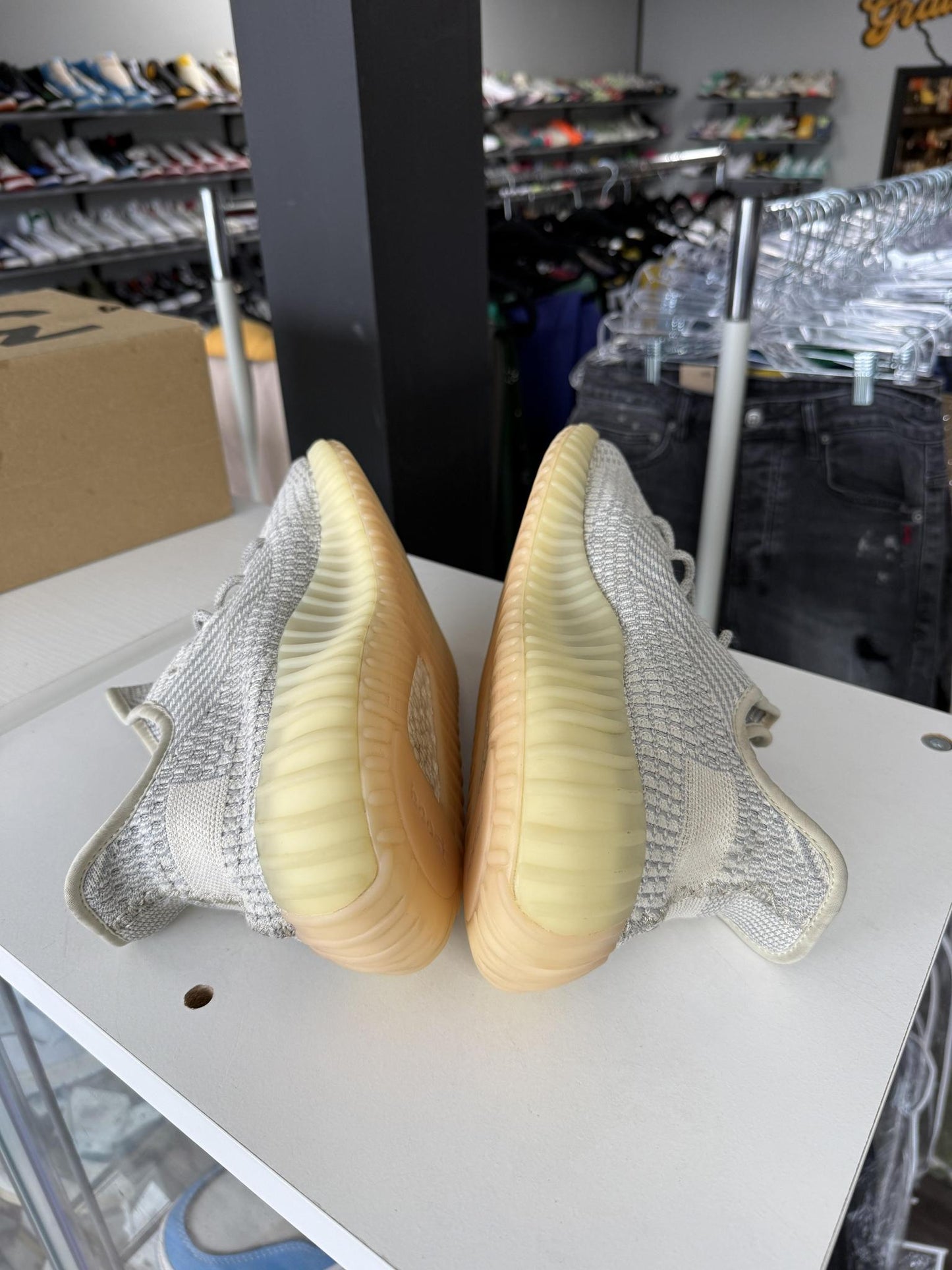 Yeezy 350 V2 "Lundmark" Used Size 14