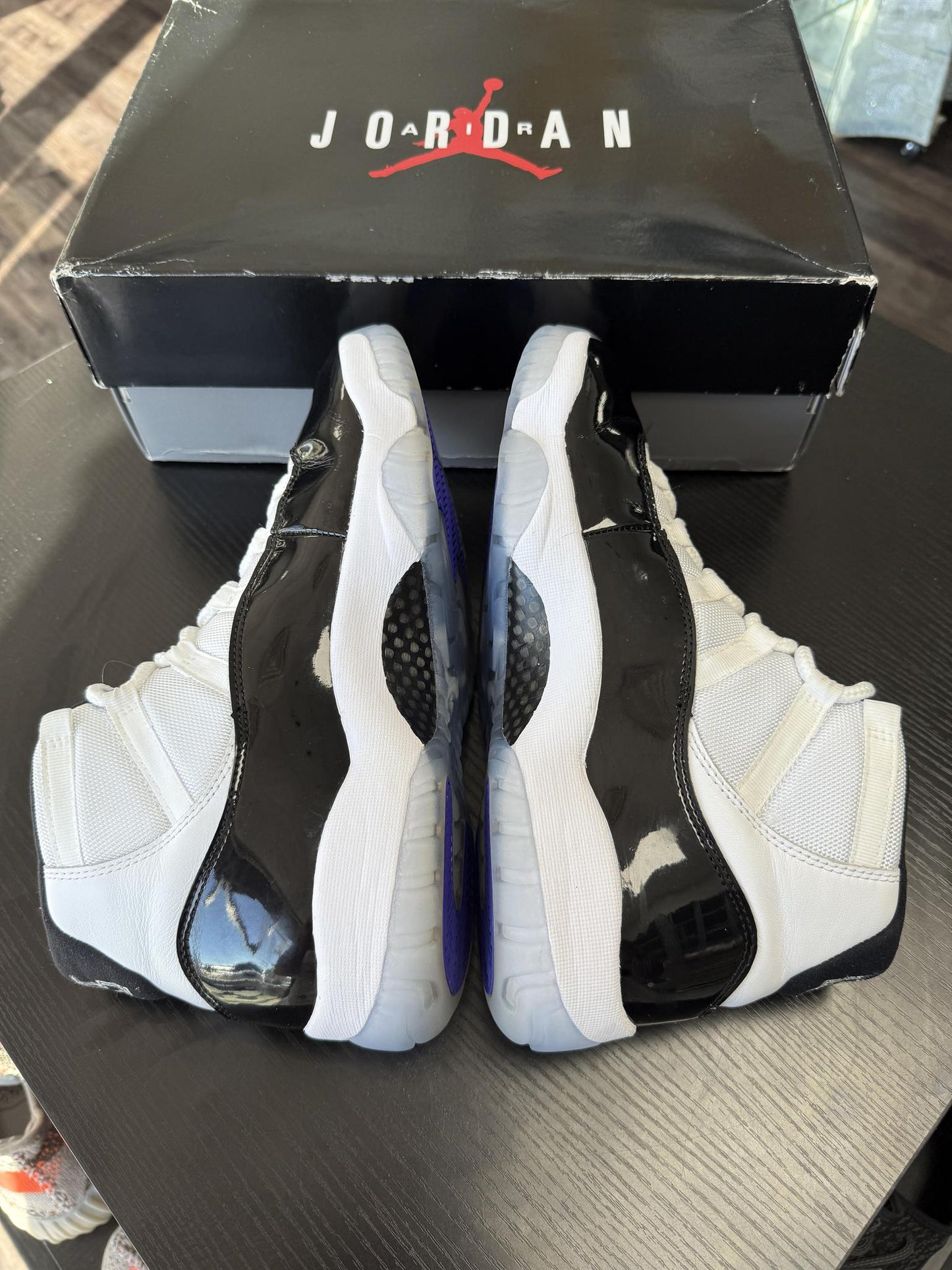 Jordan 11 "Concord" Used Size 10