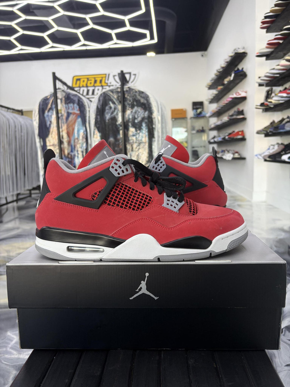 Jordan 4 "Toro Bravo" Used Size 13