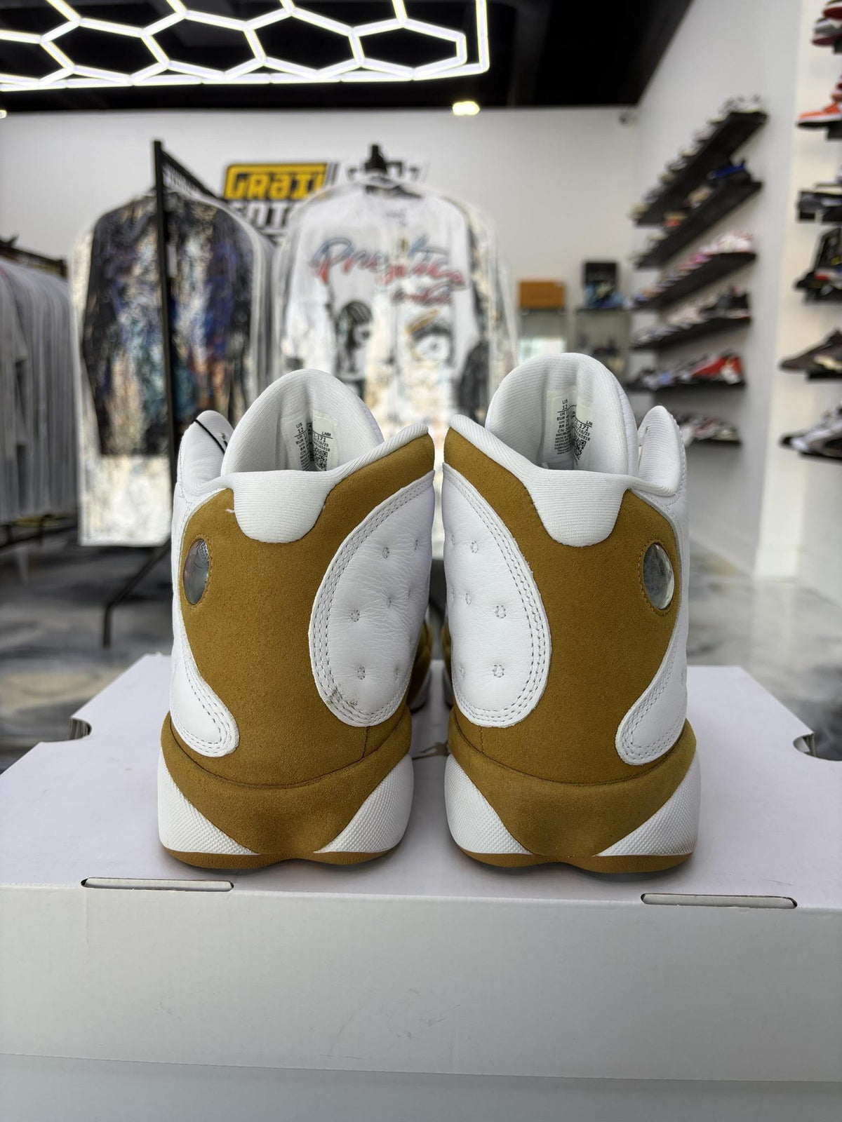 Jordan 13 "Wheat" Used Size 12