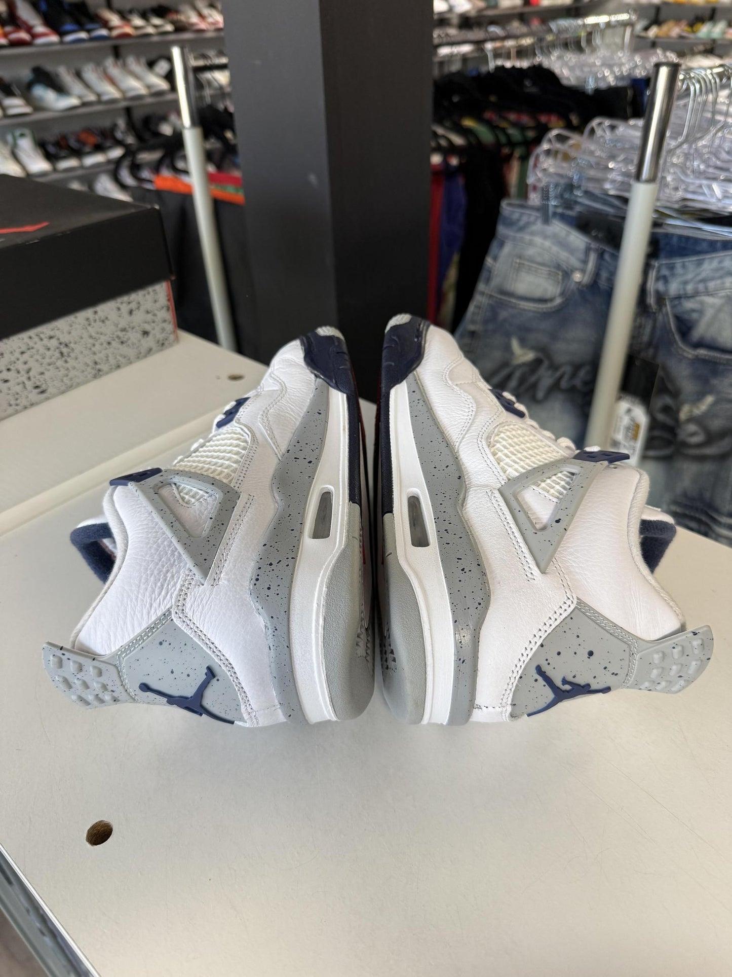 Jordan 4 "Midnight Navy" Used Size 6Y/7.5W