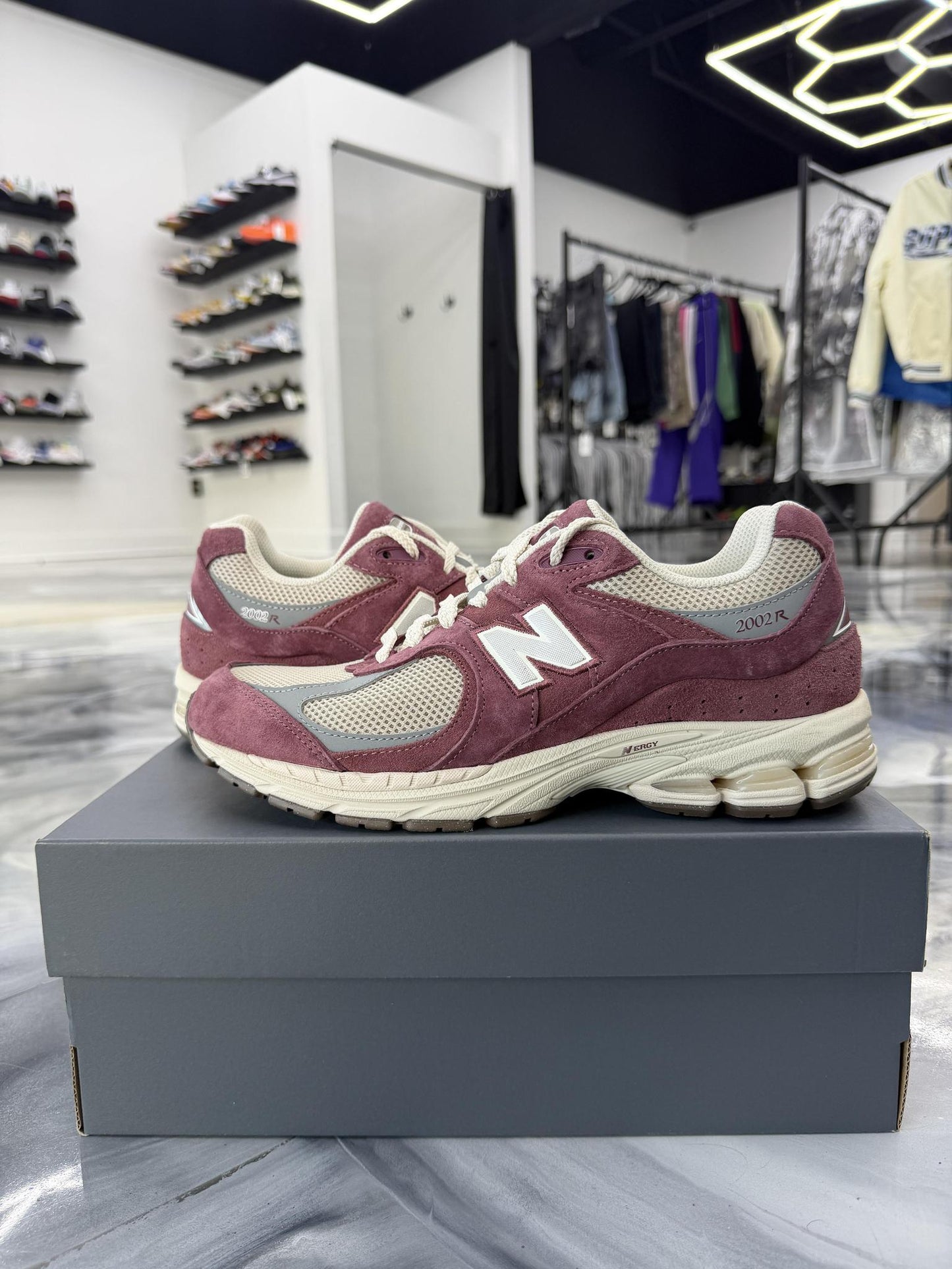 New Balance 2002R "Burgundy" Size 9
