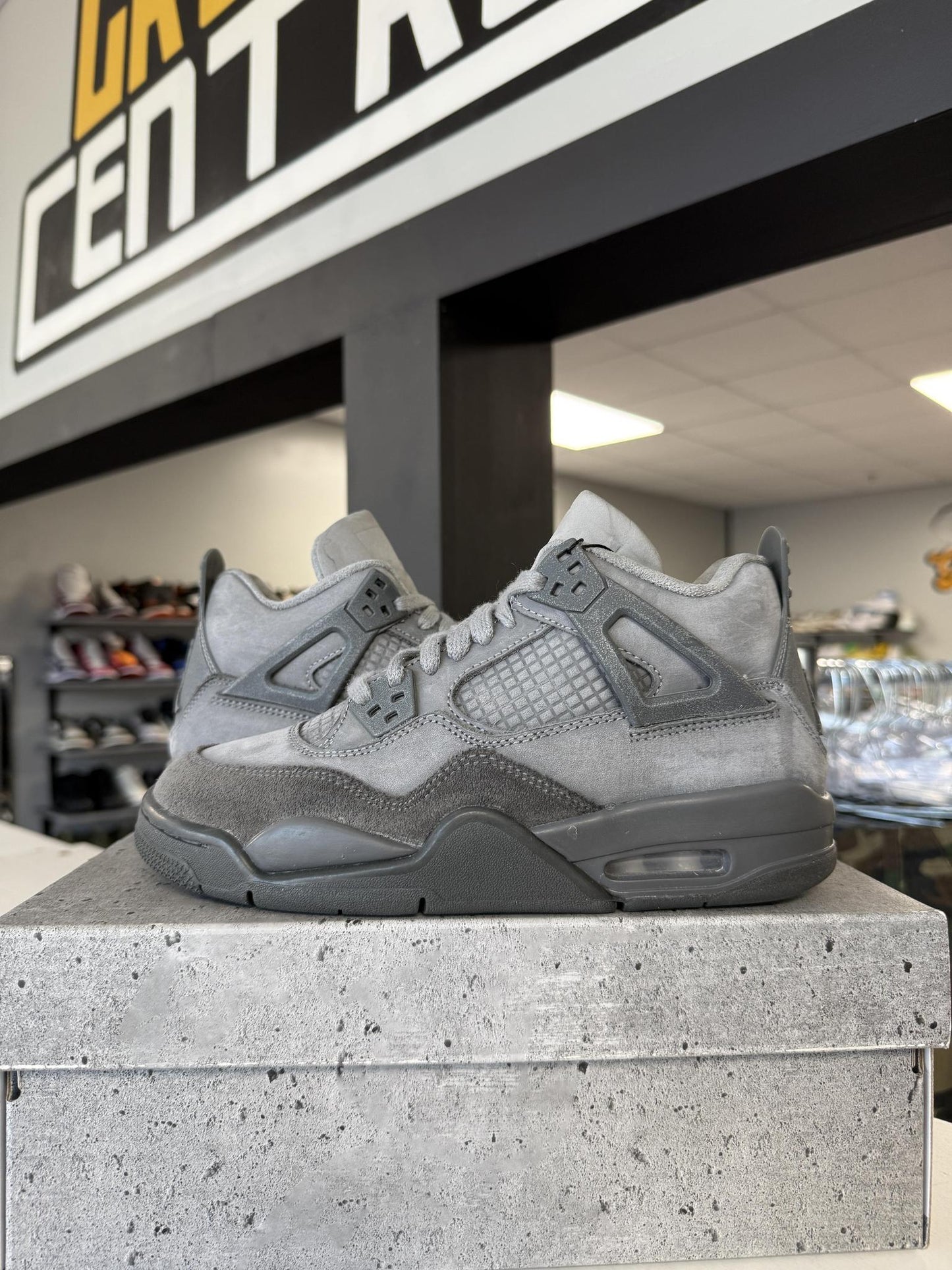 Jordan 4 "Wet Cement" Used Size 4.5Y/6W