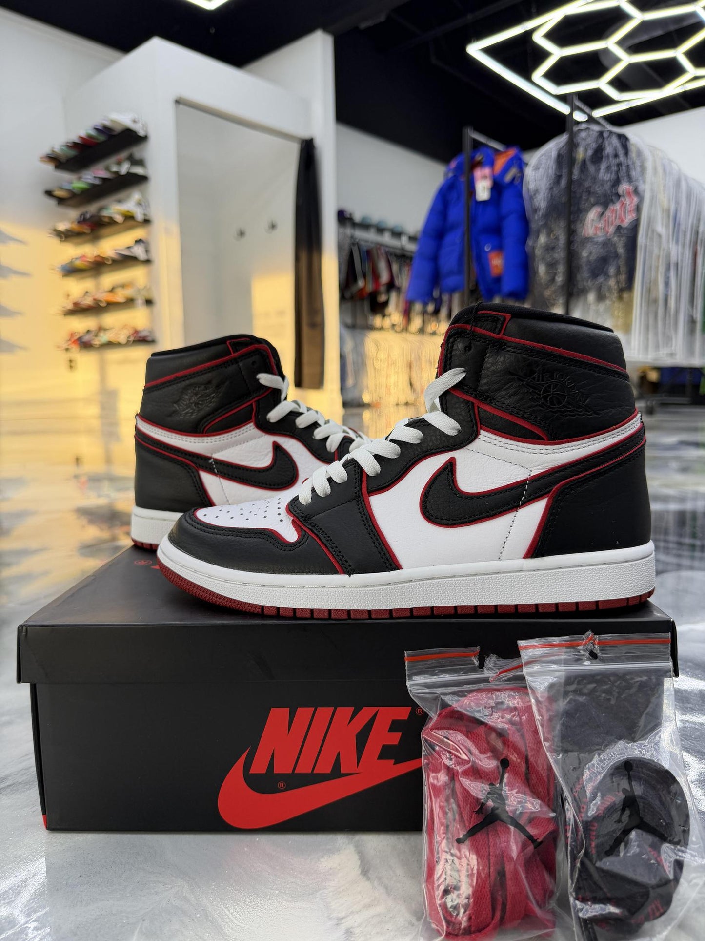 Jordan 1 High Bloodline Used Size 8