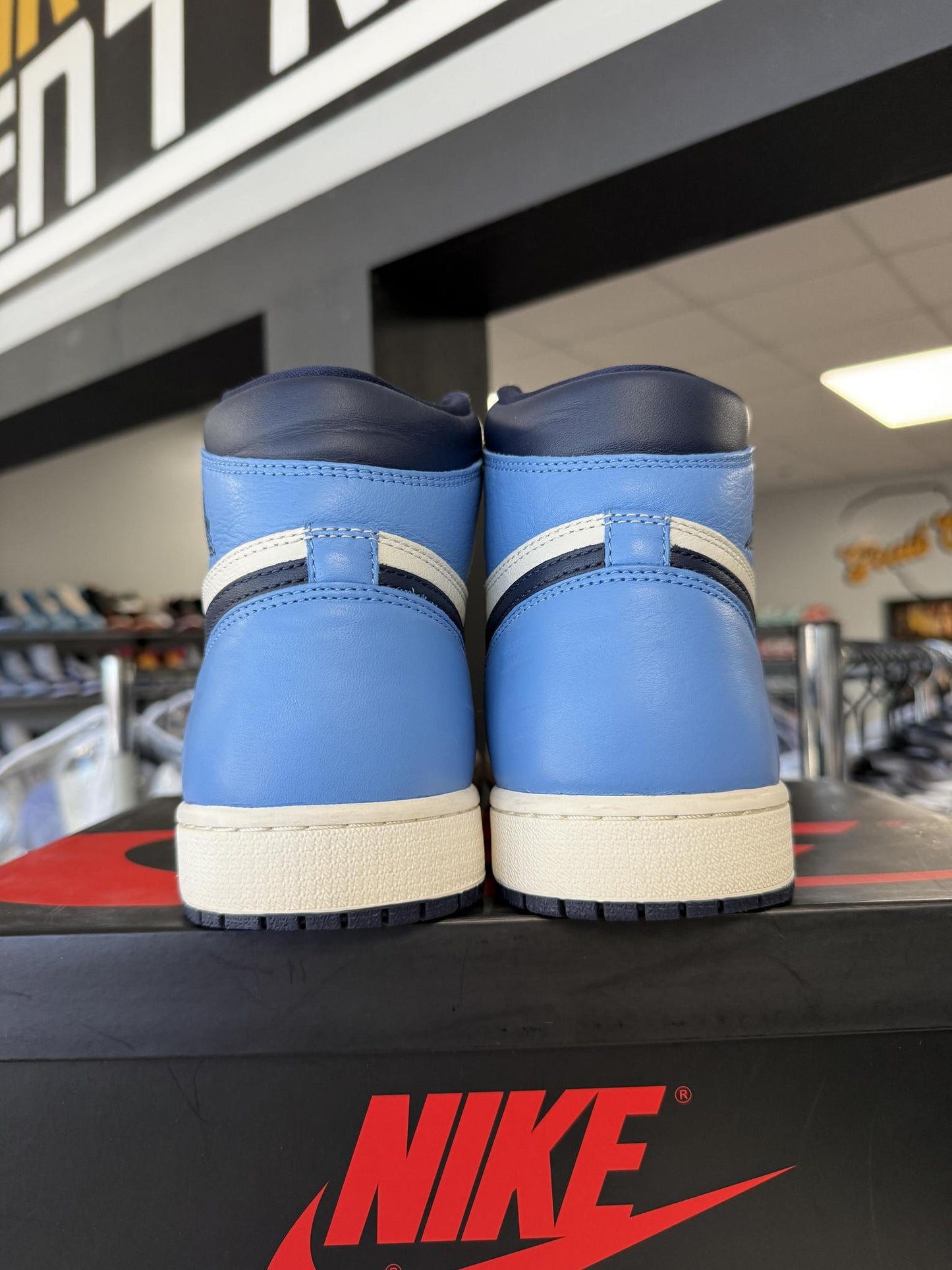 Jordan 1 "Obsidian" Used Size 11.5