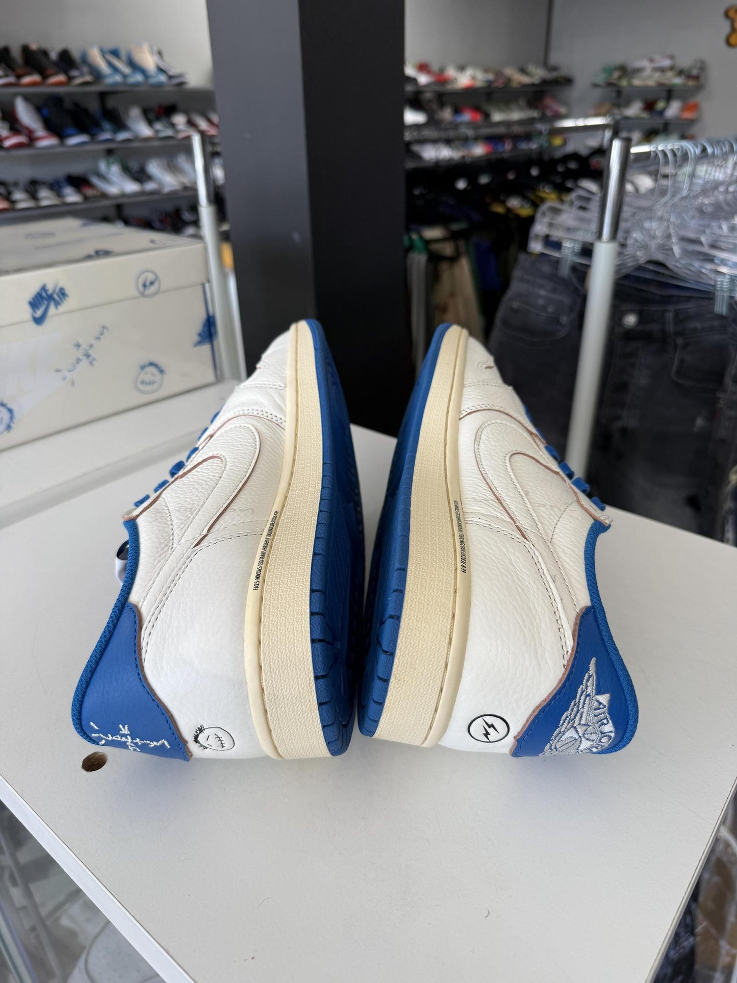 Jordan 1 Low Travis Scott "Fragment Sail" Used Size 11