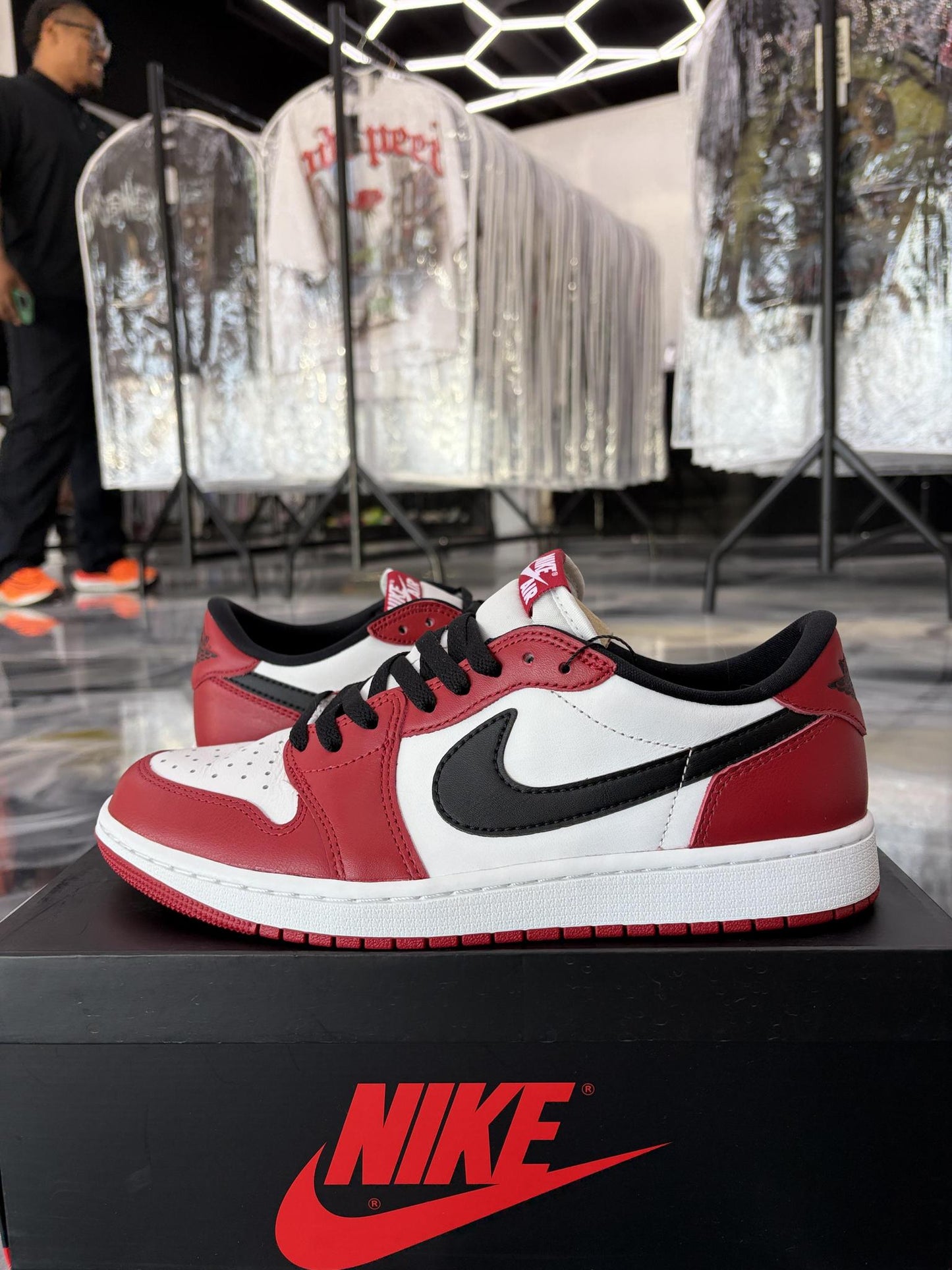 Jordan 1 Low "Chicago" Used Size 9