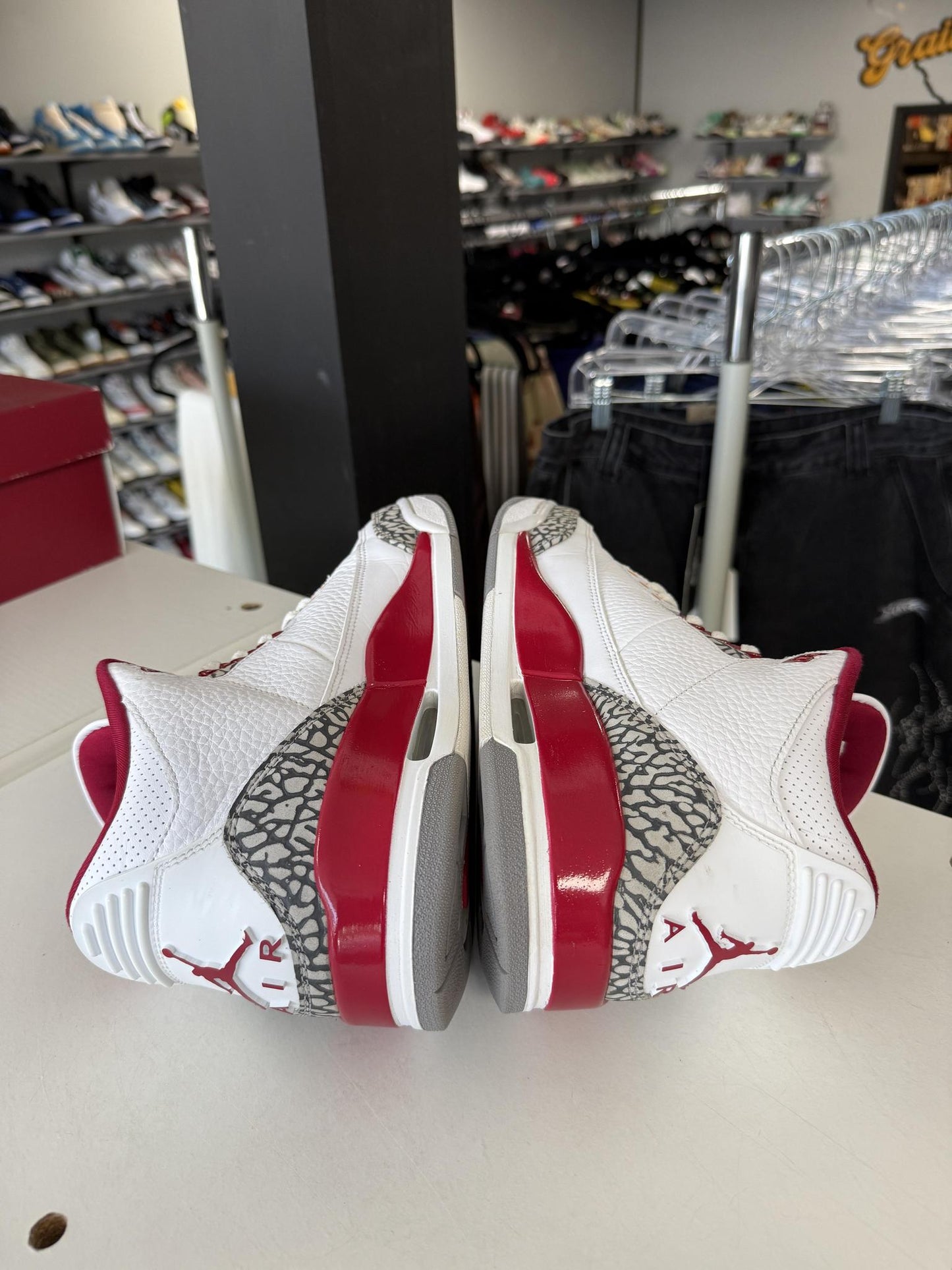 Jordan 3 "Cardinal" Used Size 9