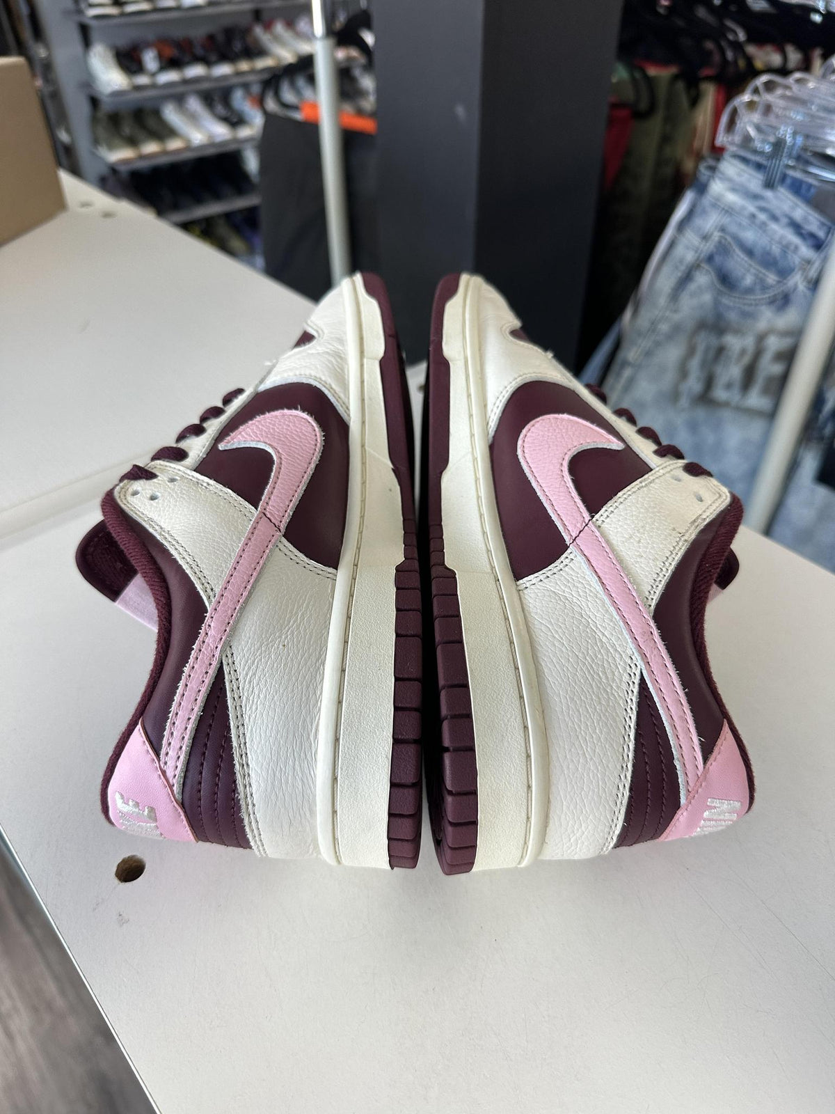Nike Dunk Low Valentines Used