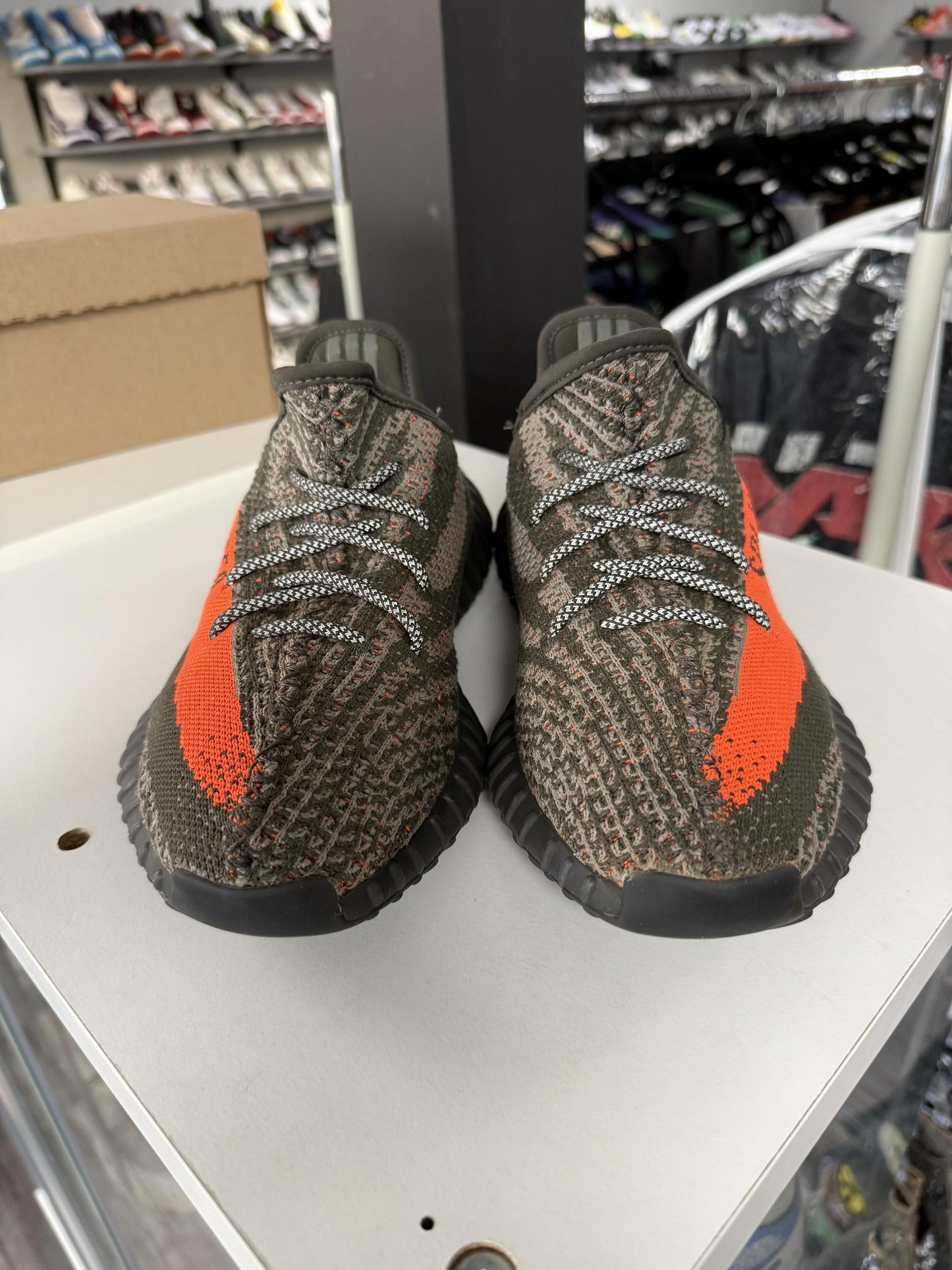 Yeezy 350 V2 "Carbon Beluga" Used Size 7Y/8.5W
