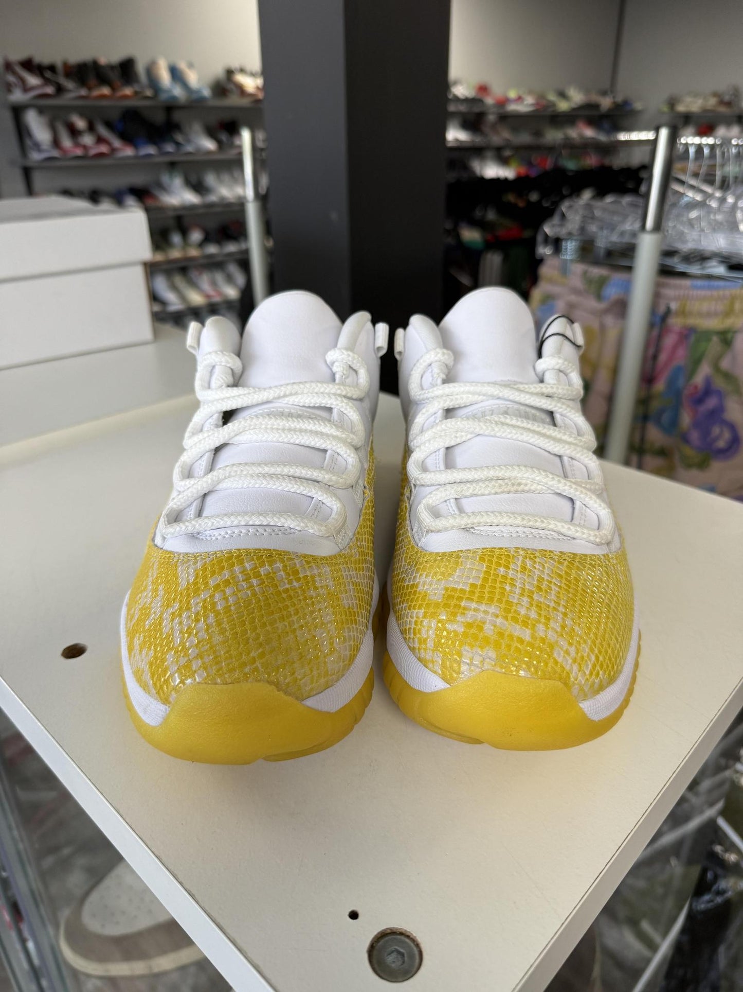 Jordan 11 Low "Yellow Snakeskin" Used Size 8
