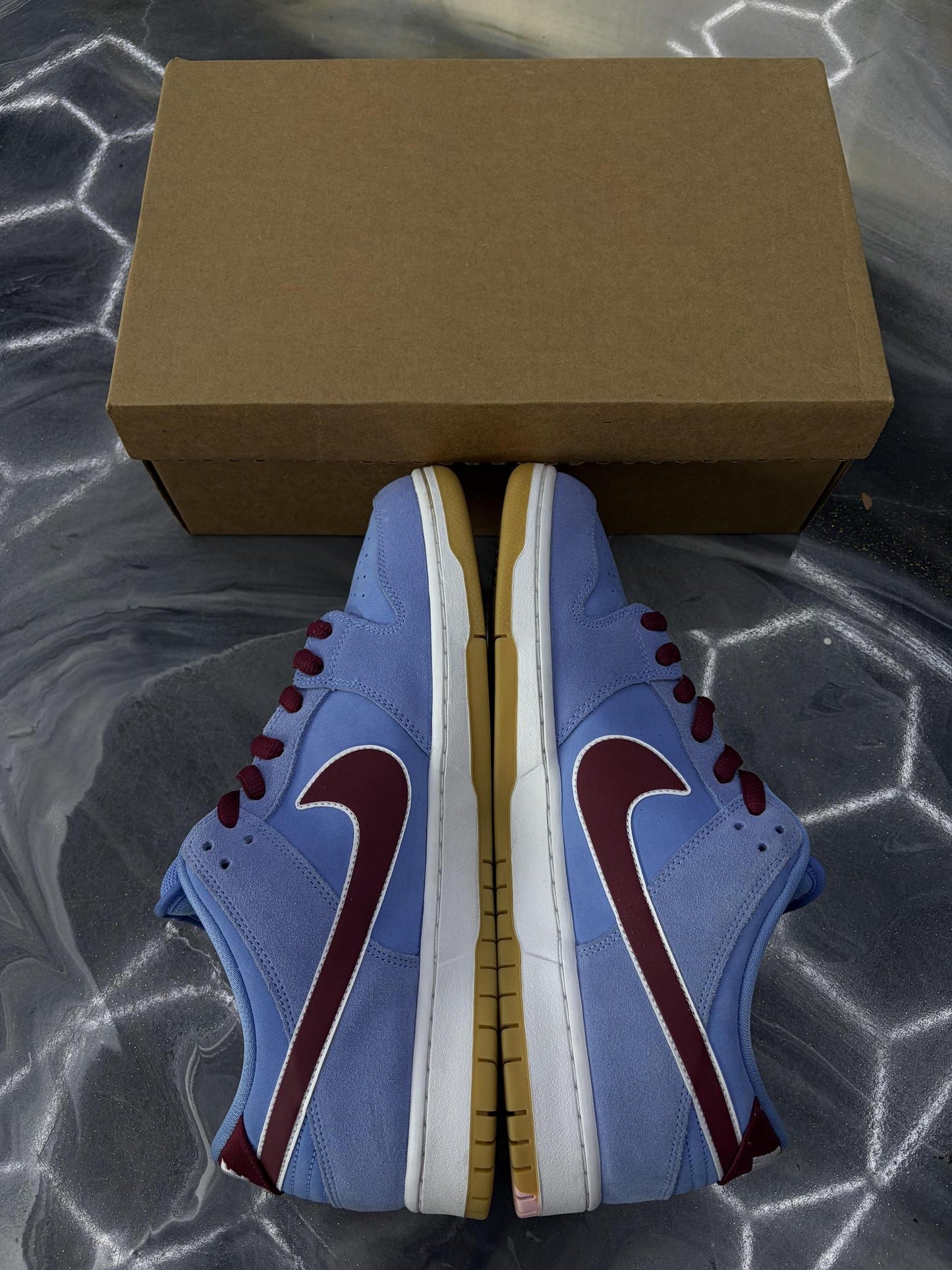 Nike SB Dunk Low "Phillies" Used Size 13