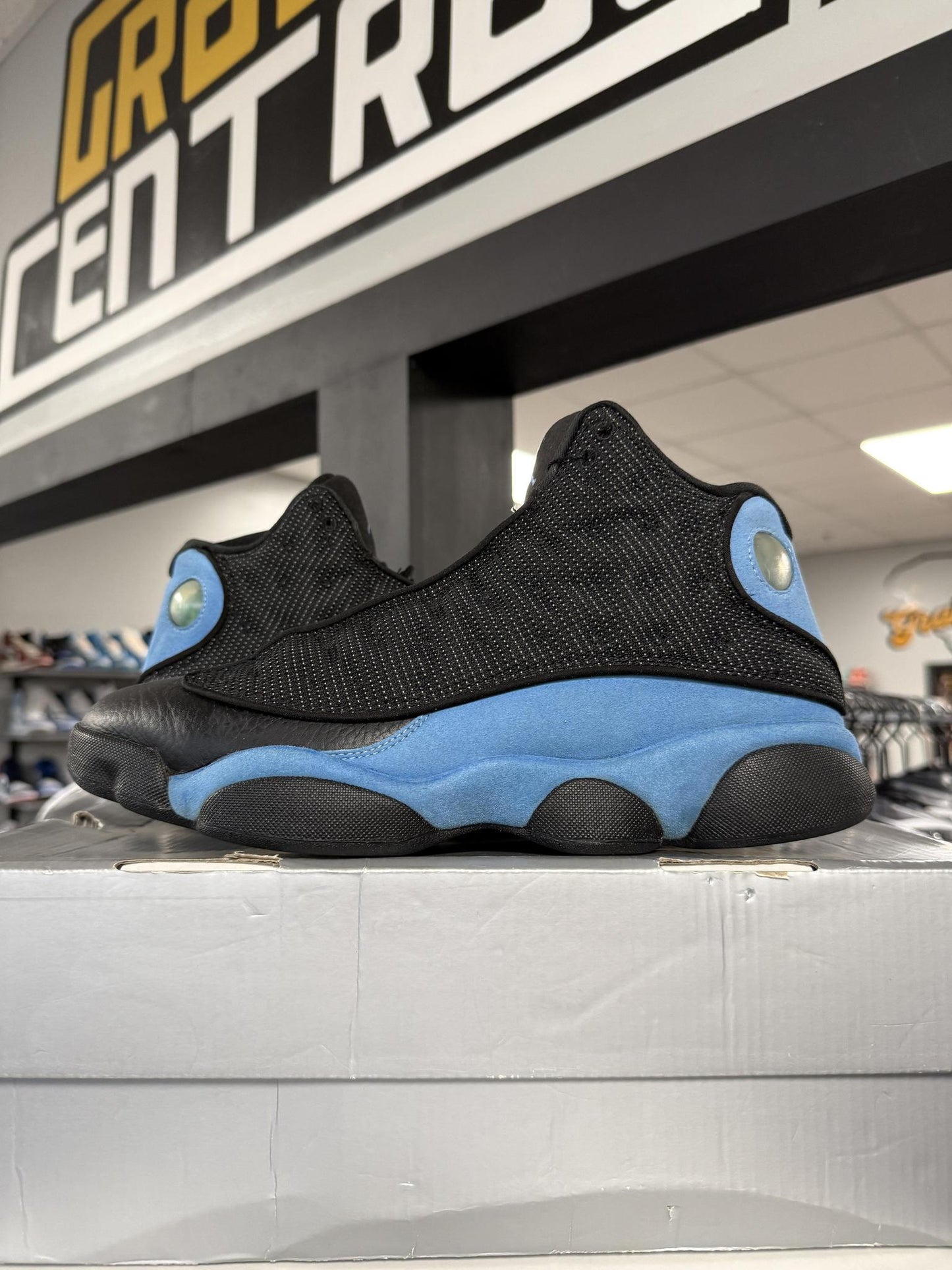 Jordan 13 "UNC" Used Size 10.5