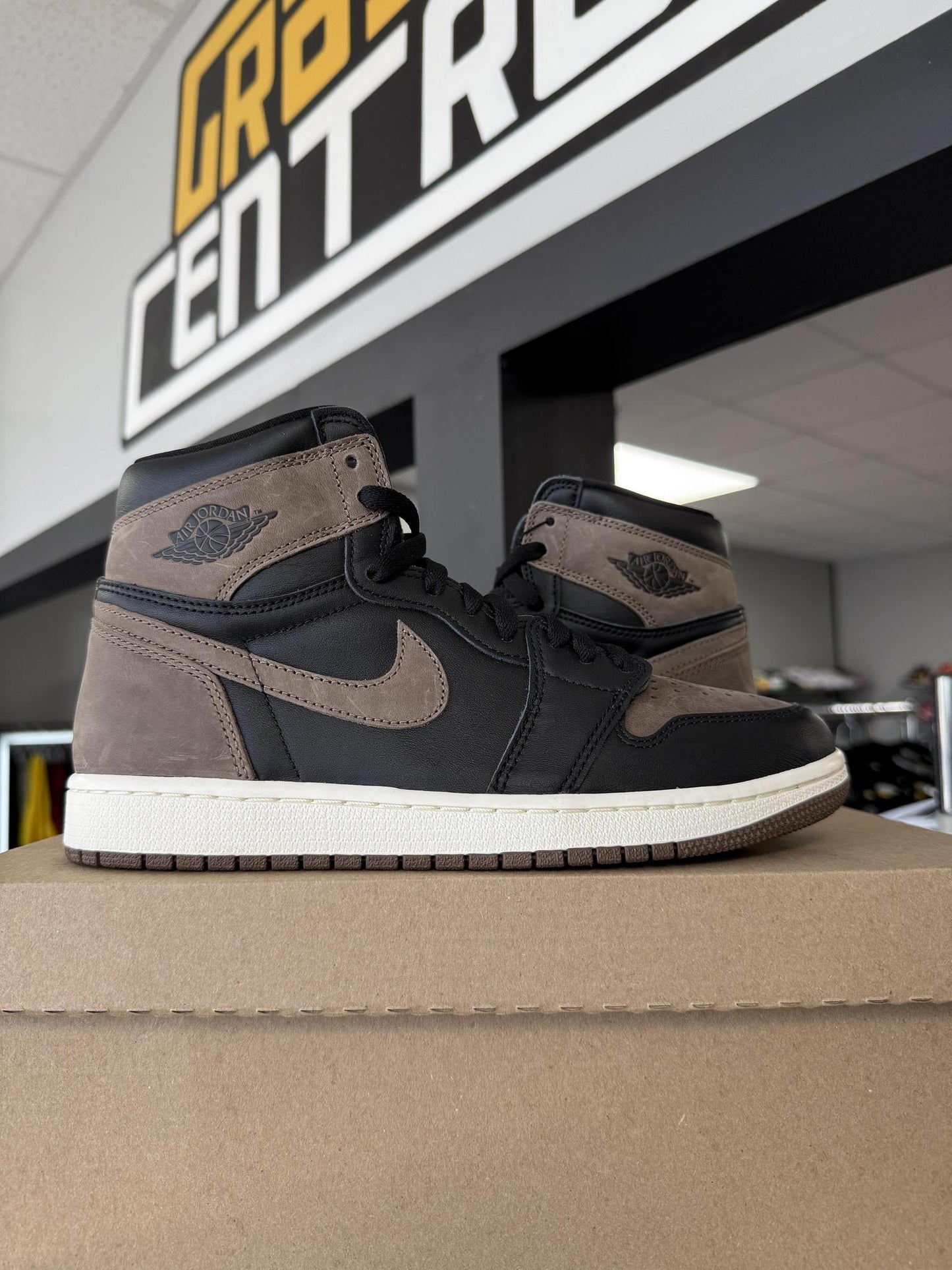 Jordan 1 "Palomino" Used Size 8.5