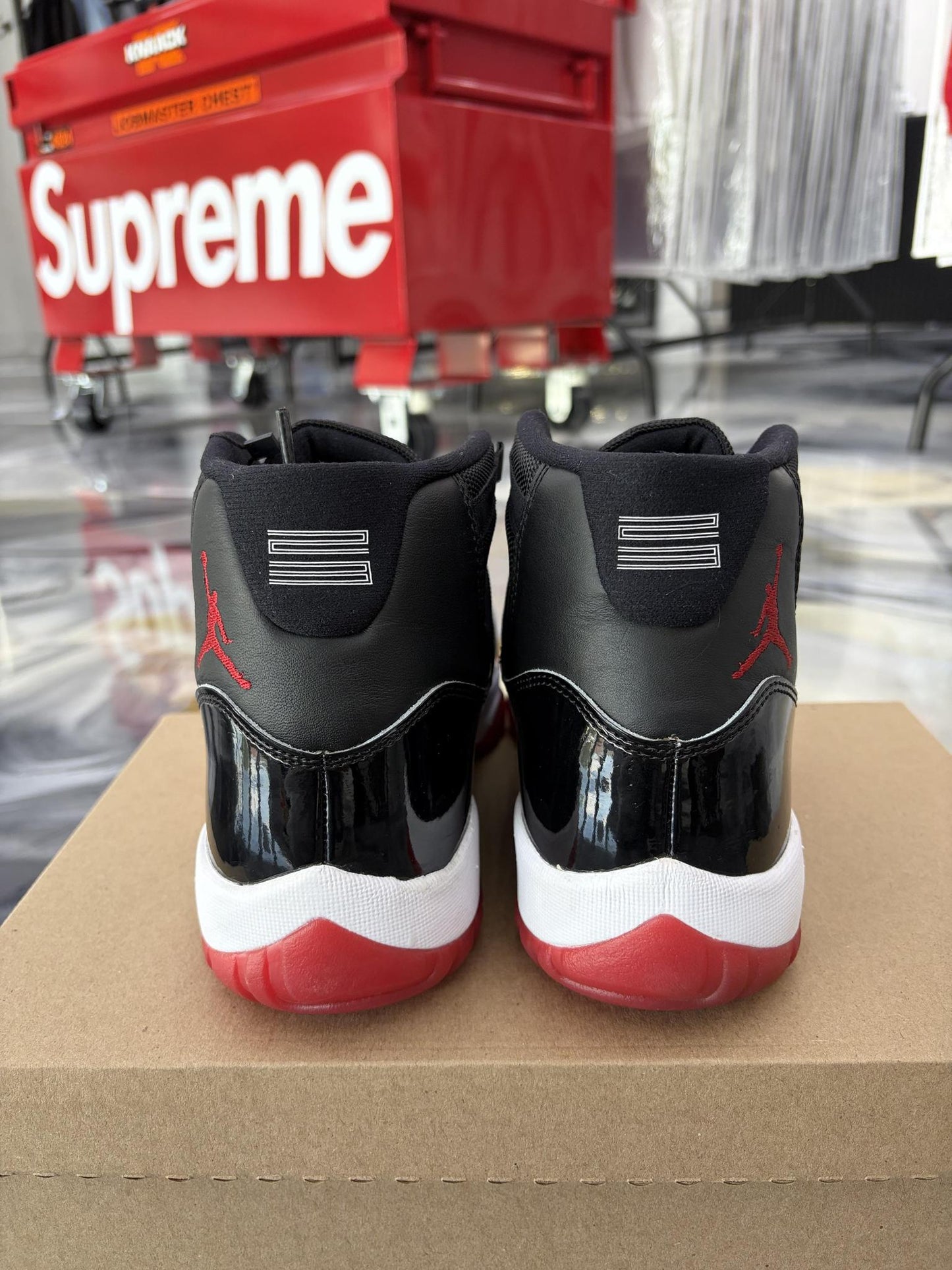 Jordan 11 "Bred" Used Size 9.5