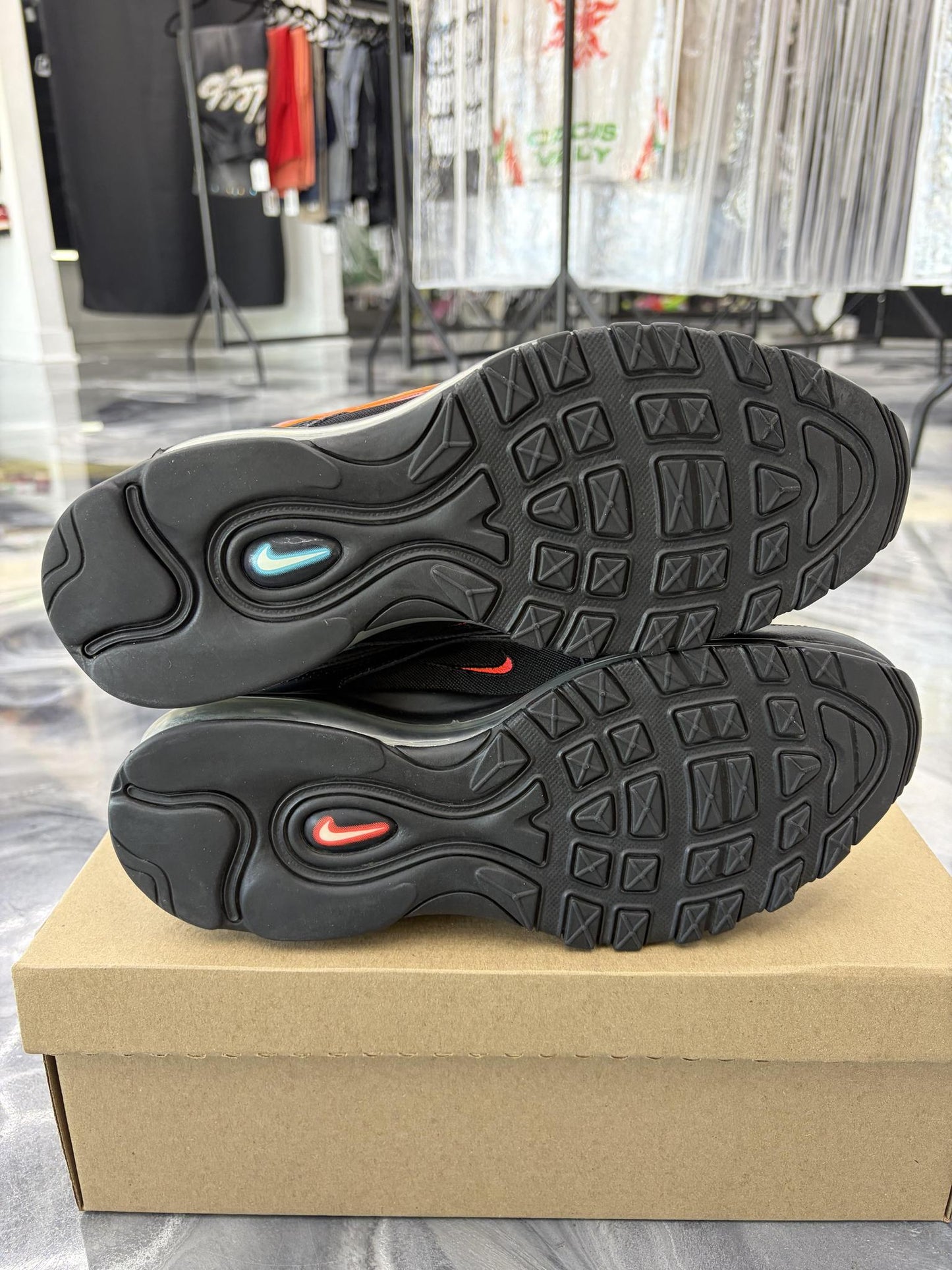 Nike Air Max 97 "Seoul" Used Size 10