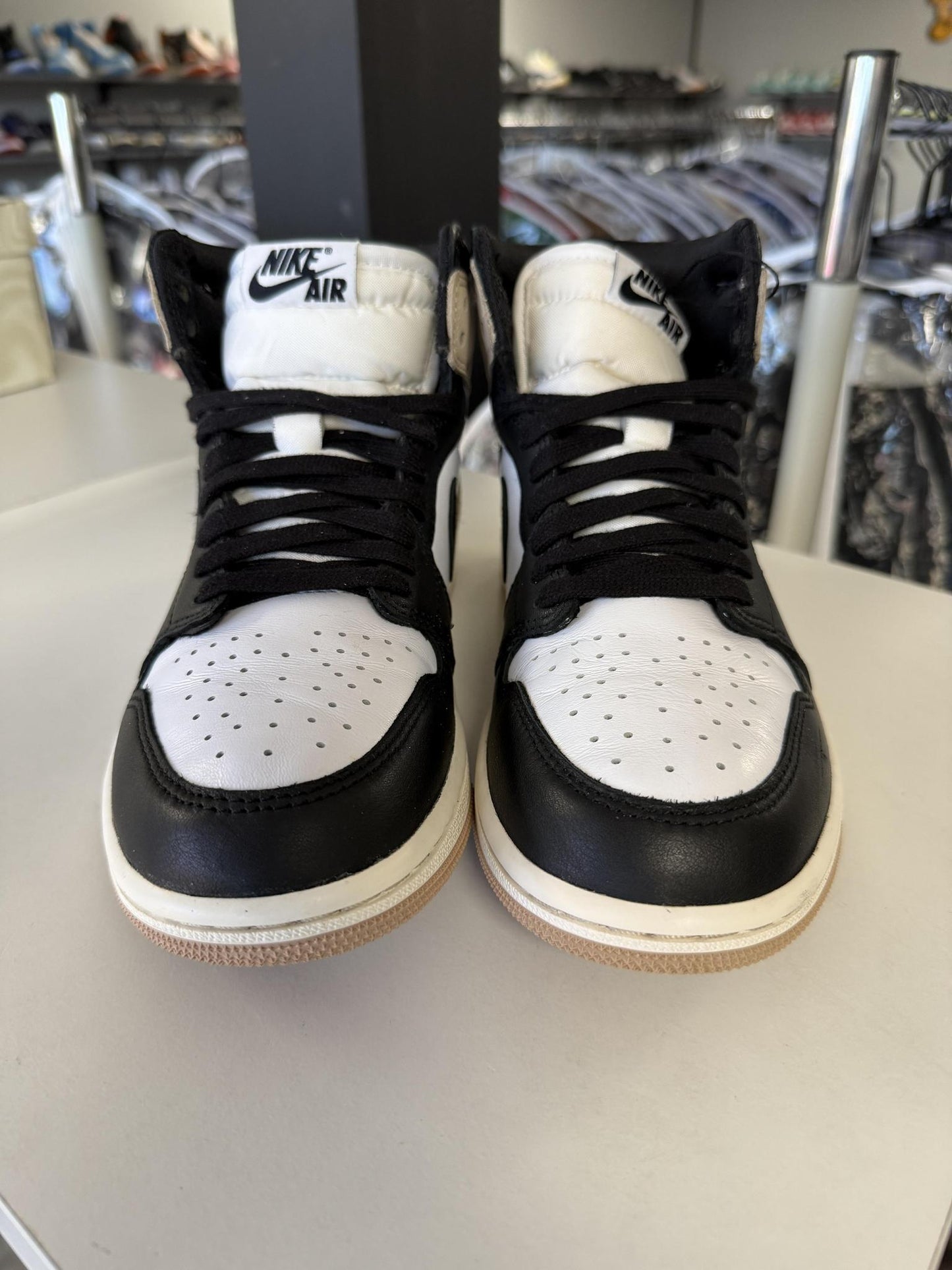 Jordan 1 Latte Used Size 5.5Y/7W