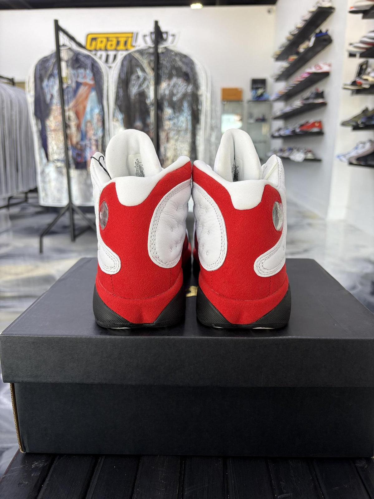 Jordan 13 "Chicago" Used Size 6.5Y/8W