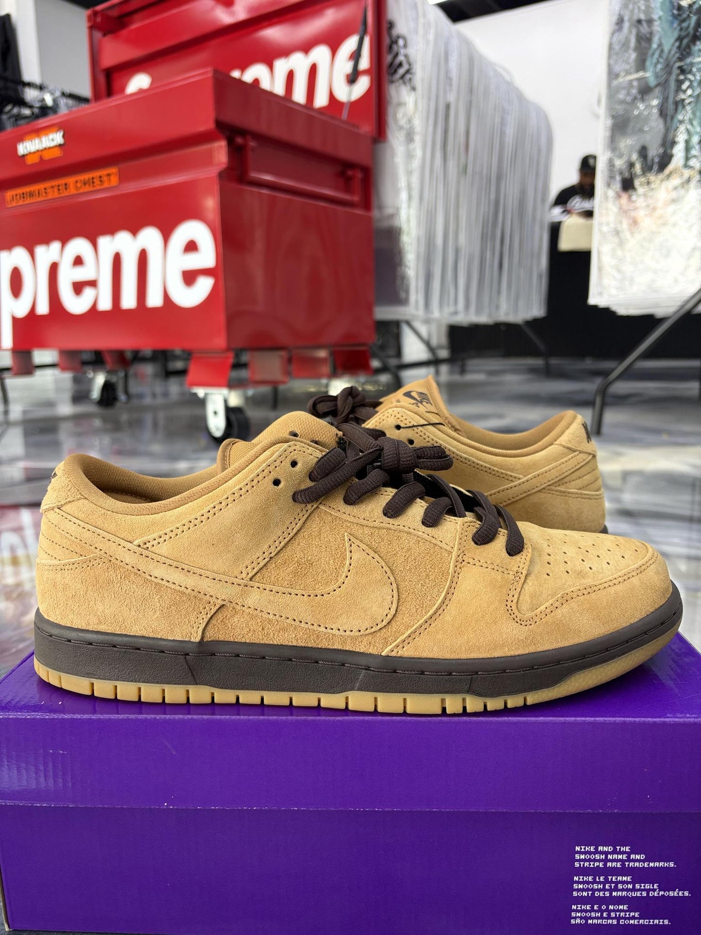 Nike SB Dunk Low "Wheat" Used Size 12