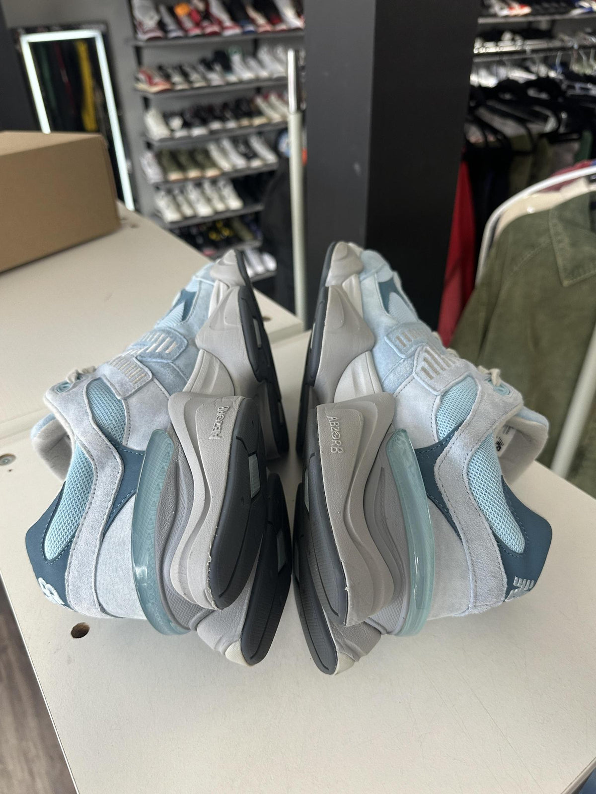 New Balance 9060 "Blue" Used Size 14