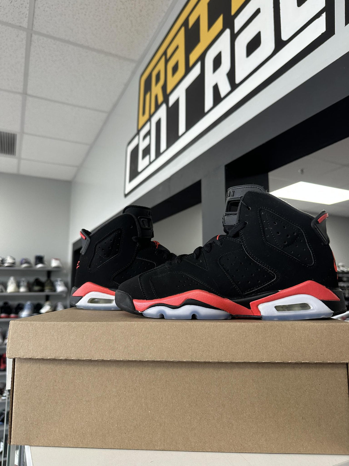 Jordan 6 "Infrared Salesman" Used Size 7Y/8.5W