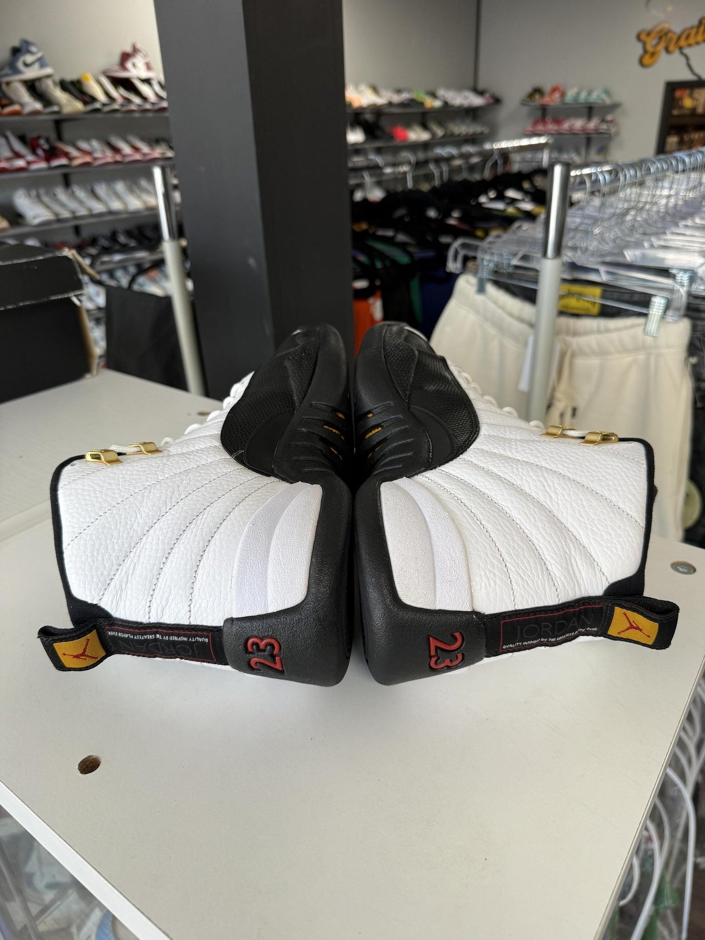 Jordan 12 "Taxi" (2013) Used Size 11
