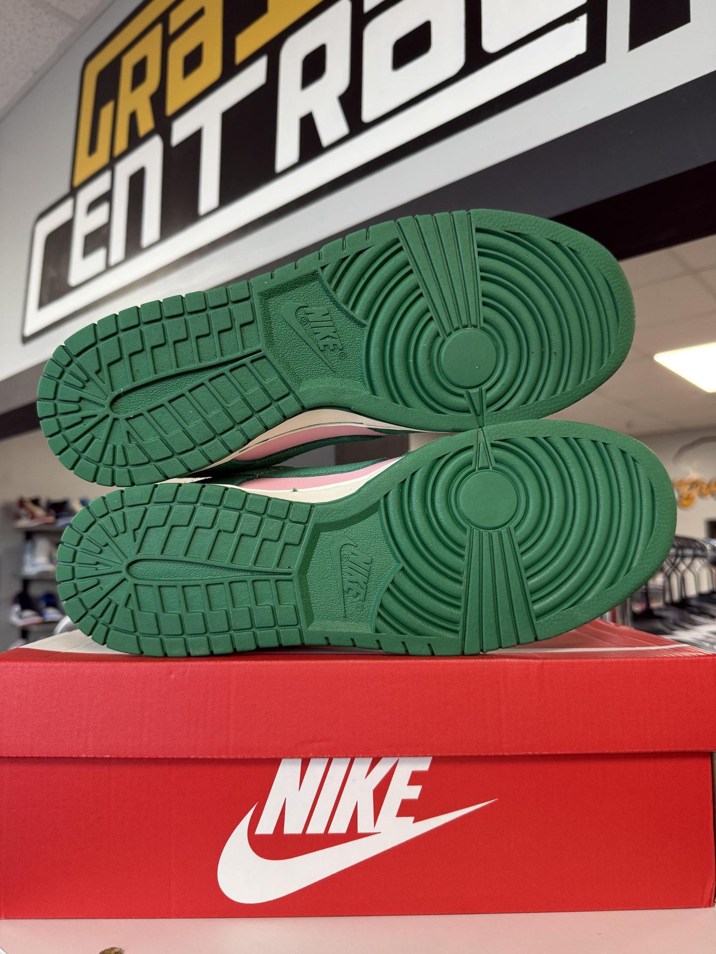Dunk Low "Masters" Used Size 11.5