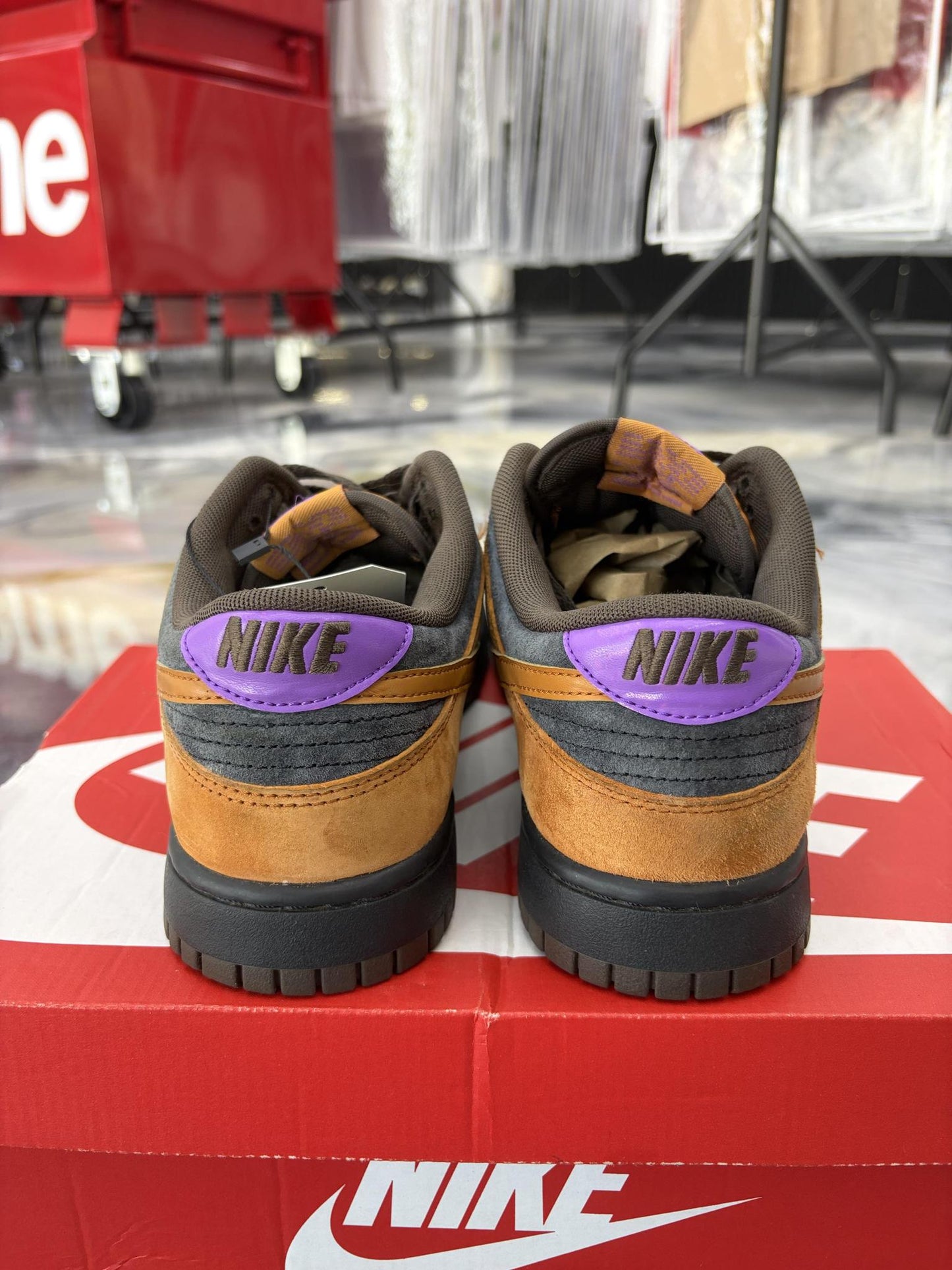 Nike Dunk Low "Cider" Used Size 9.5