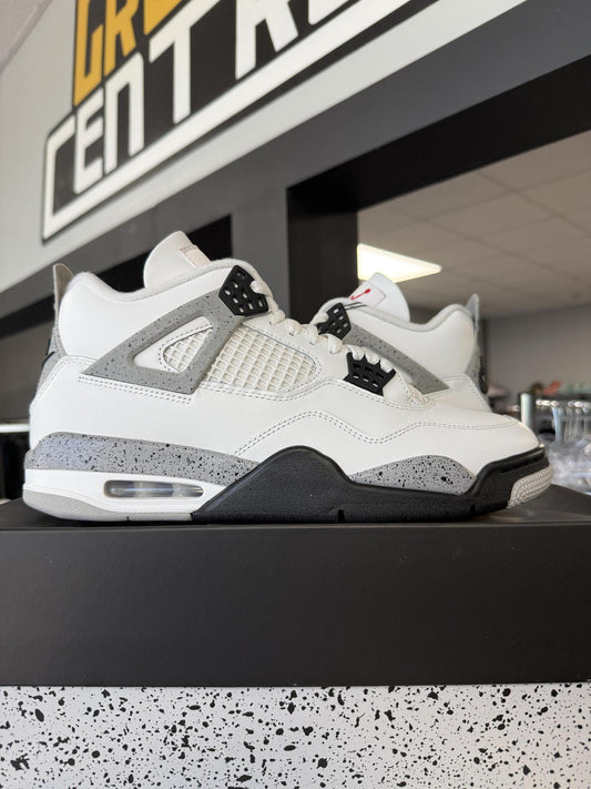 Jordan 4 "White Cement" Used Size 10.5