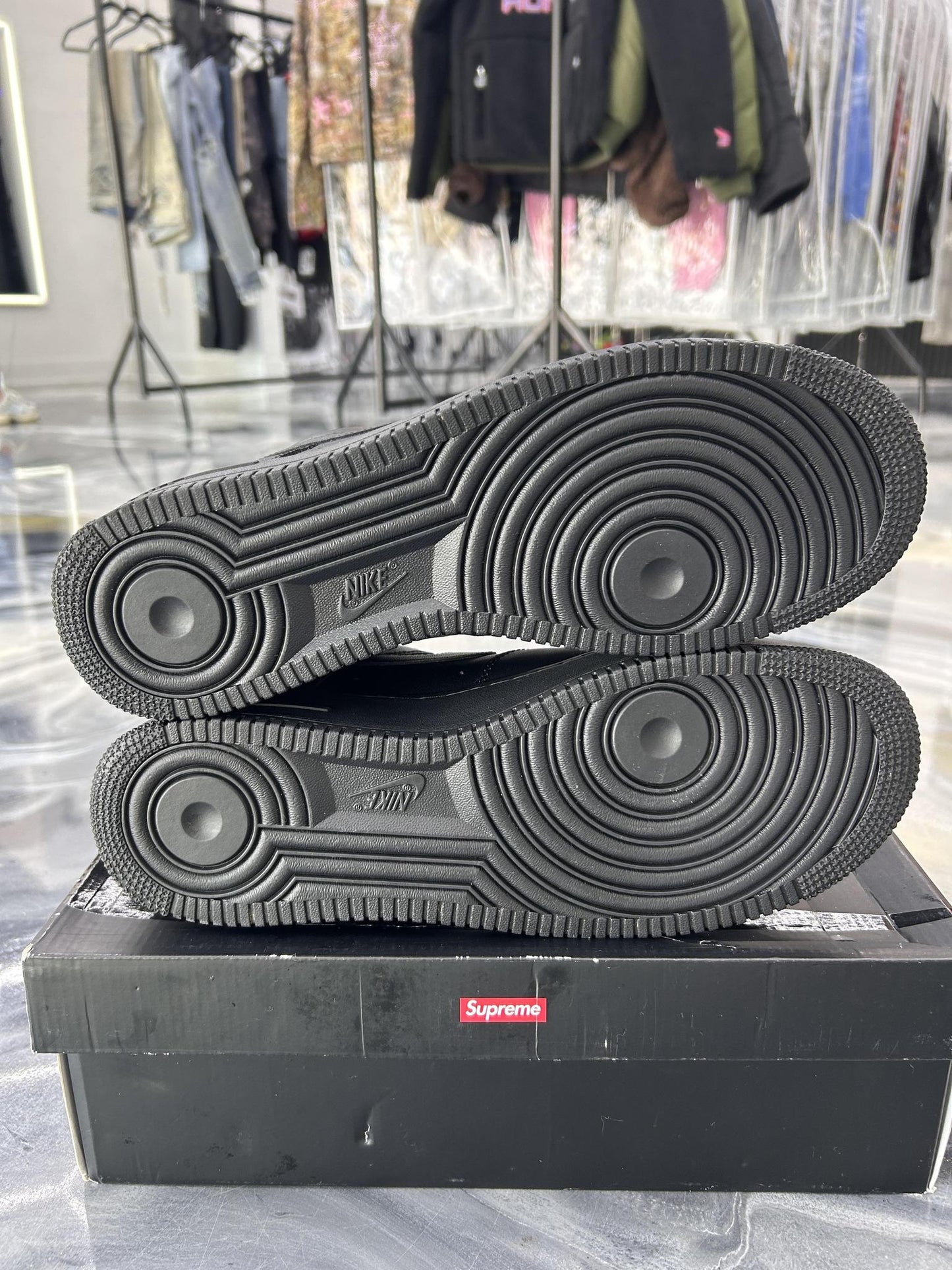 Nike Air Force One Supreme "Black" Used Size 12