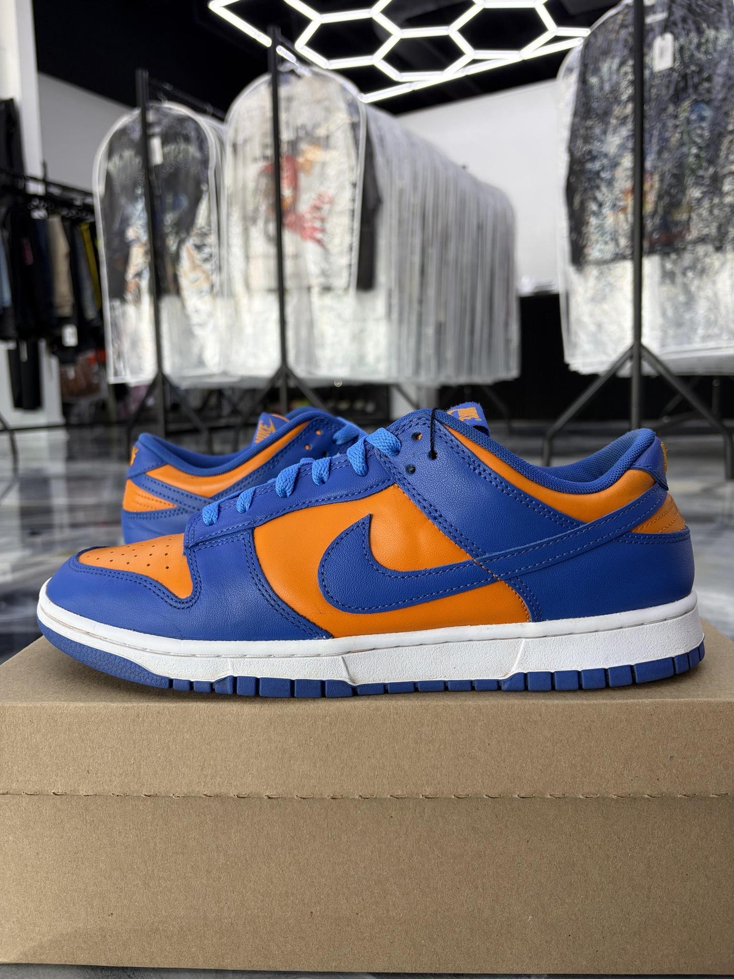 Nike Dunk Low "Knicks" Used Size 11.5