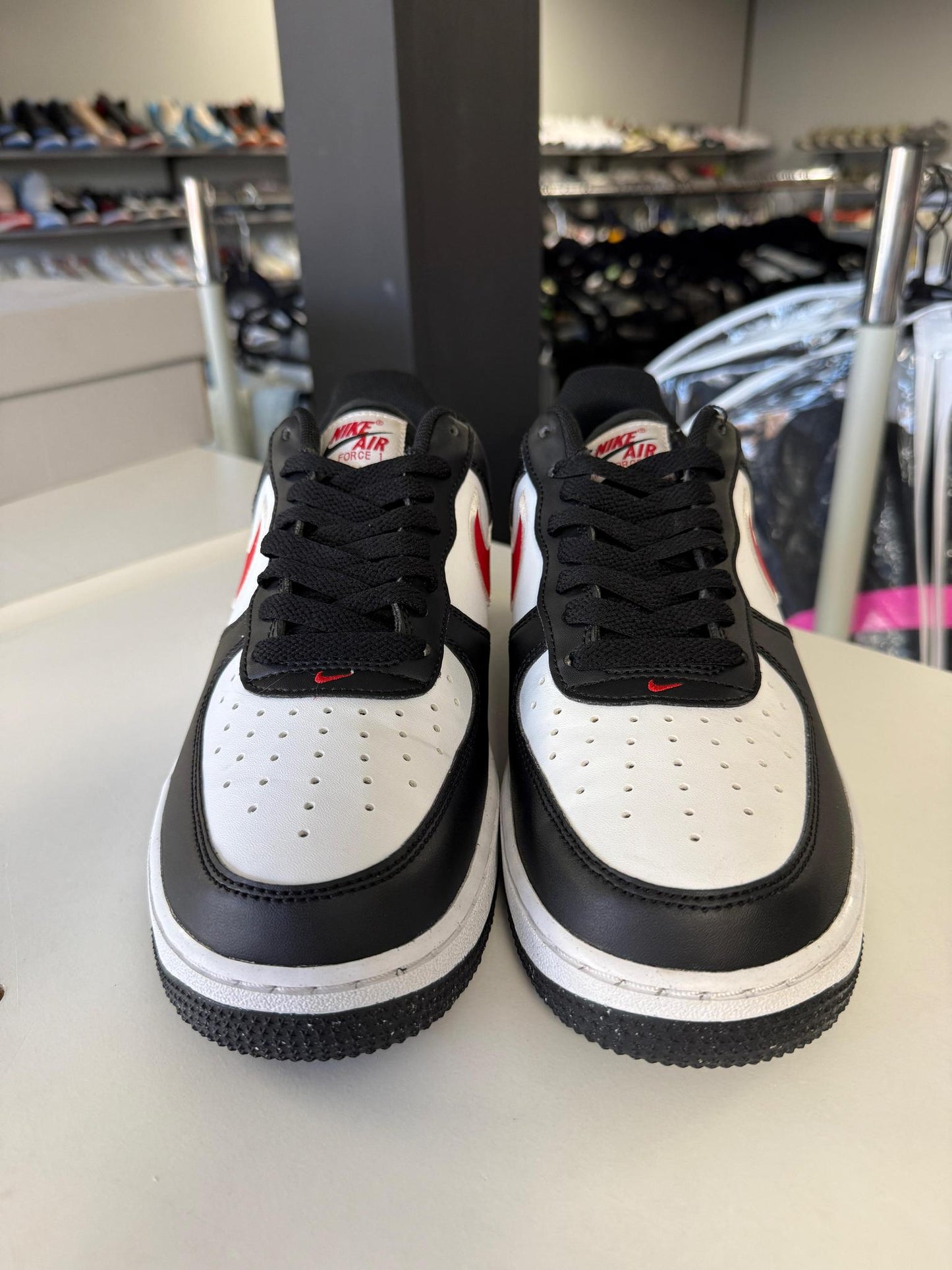 Nike Air Force 1 Low "Black Red" Used Size 7.5