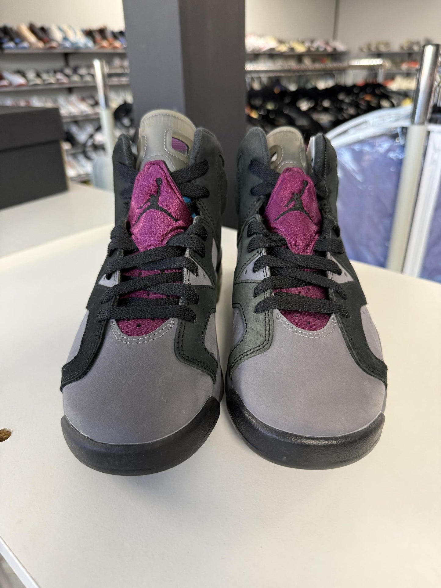 Jordan 6 "Bordeaux" Used Size 5.5Y/7W