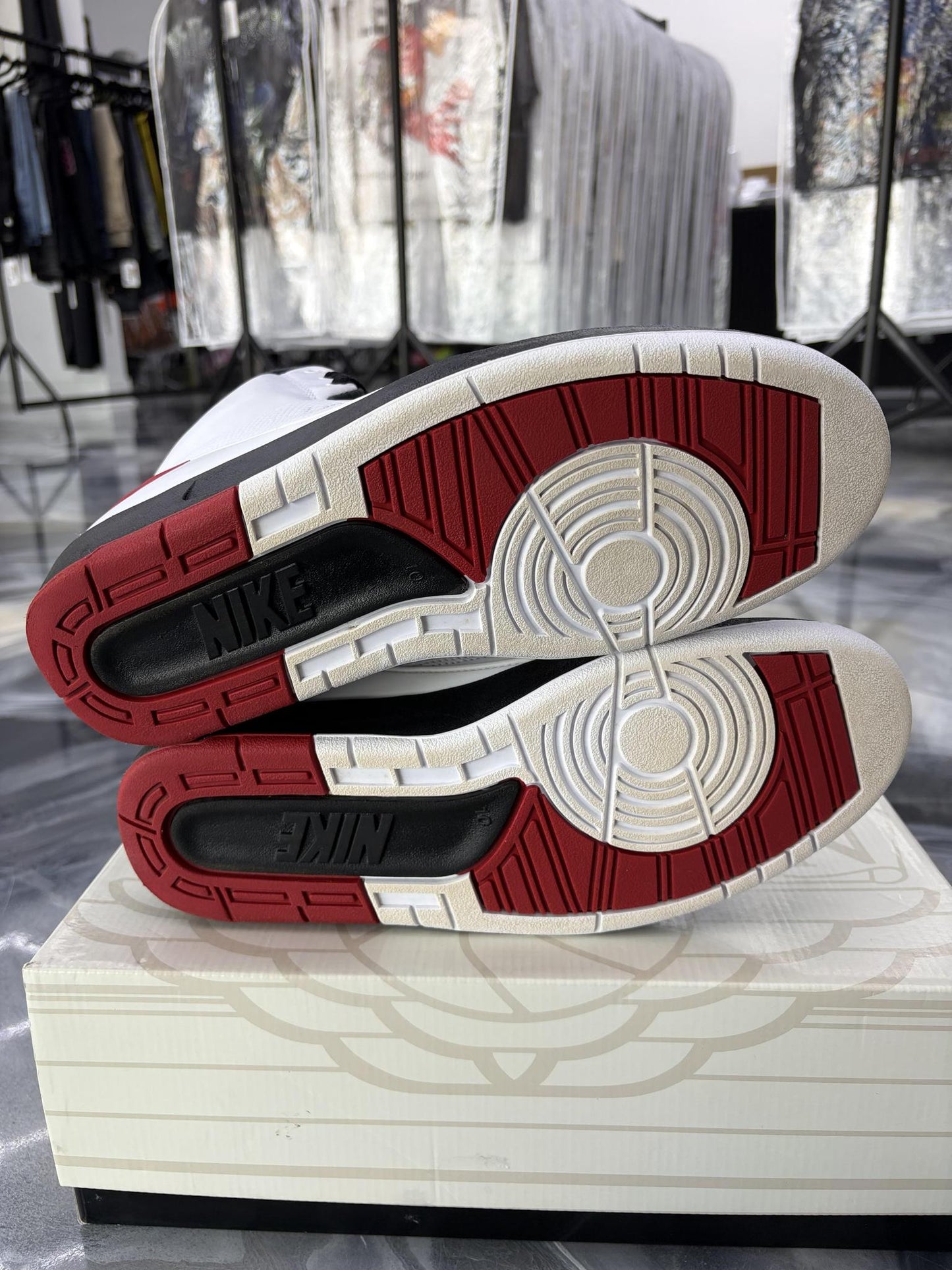 Jordan 2 "Chicago" Used Size 10