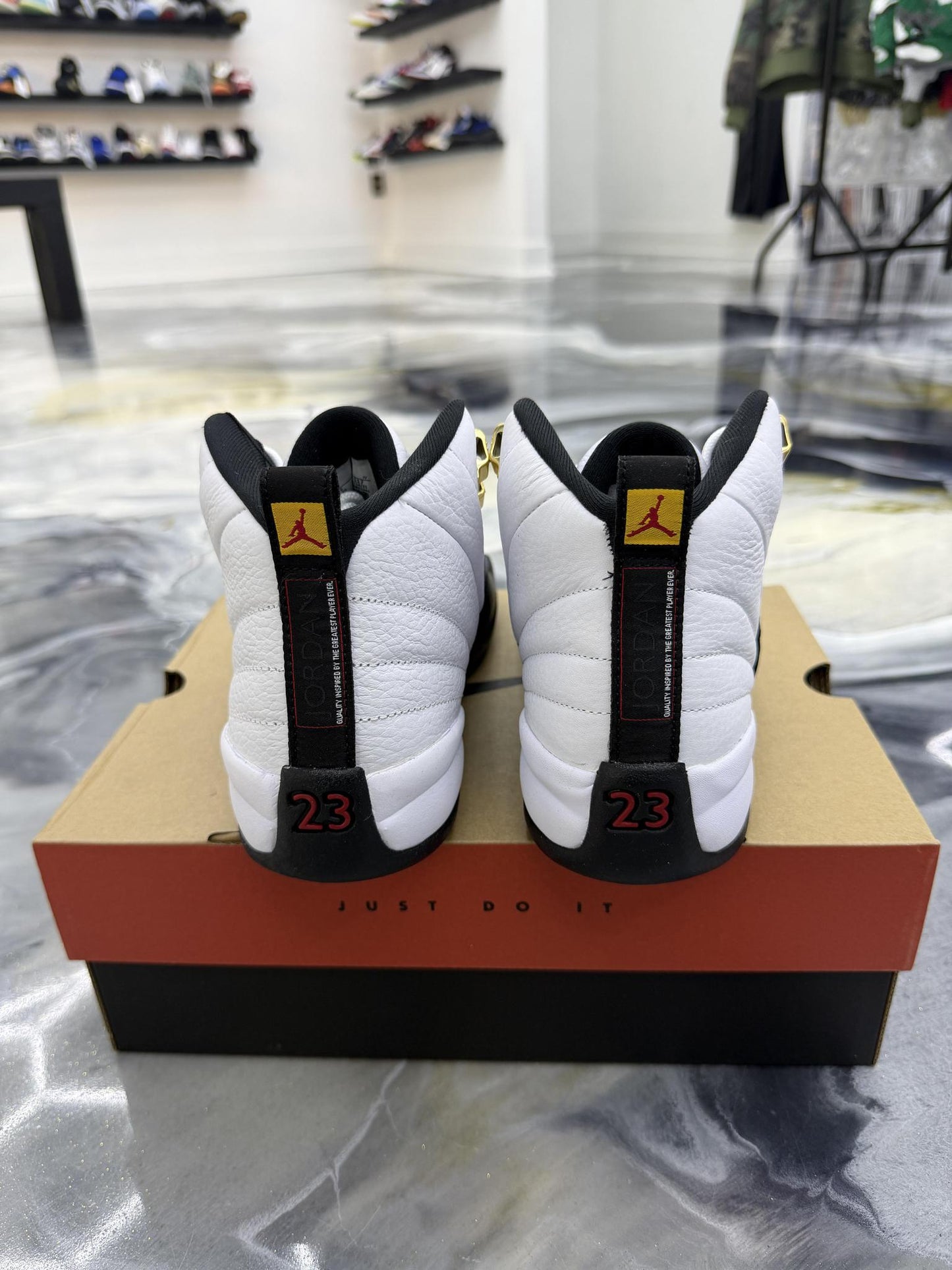 Jordan 12 Taxi Used Size 7Y/8.5W