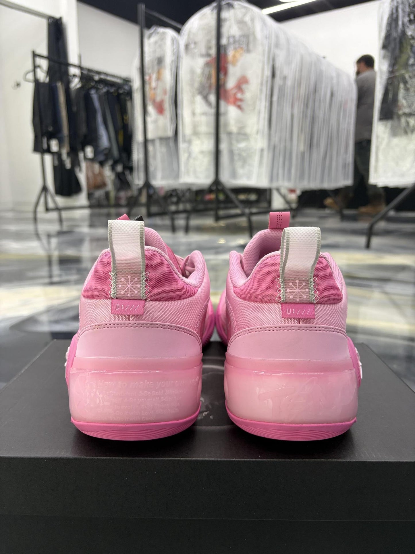 Li-Ning Way of Wade 10 Low "Family Love" Used Size 13