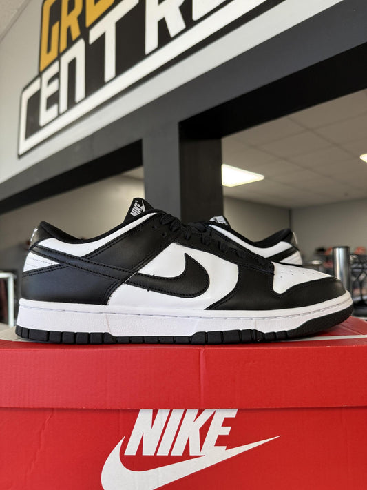 Dunk Low "Panda" Used Size 10.5