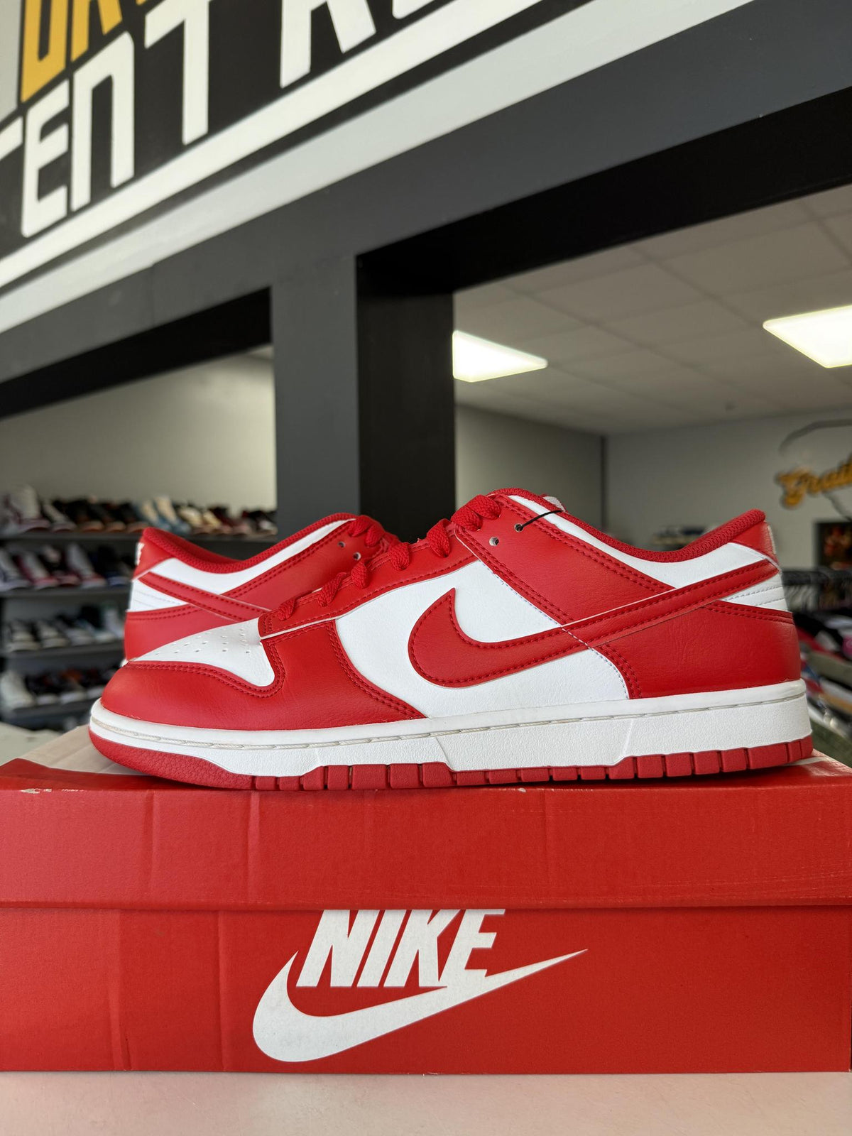 Nike Dunk Low "St Johns" Used Size 10.5