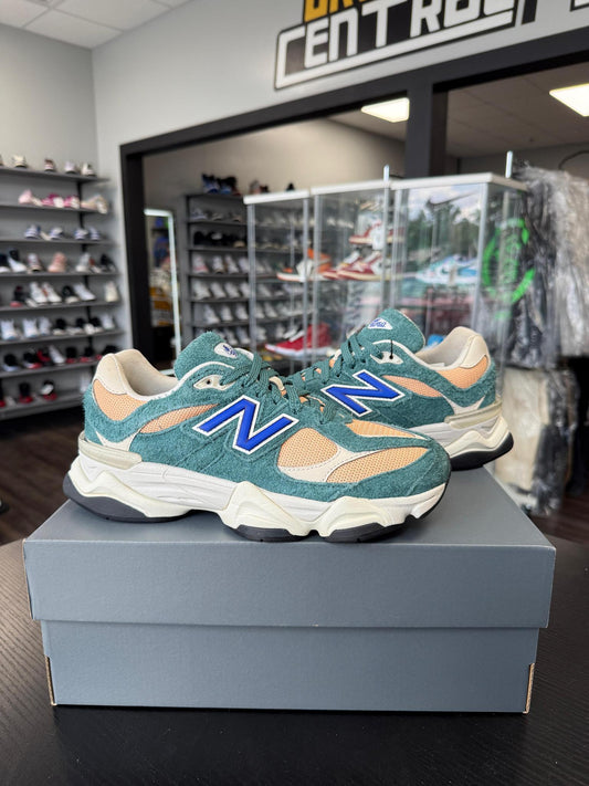 New Balance 9060 "Spruce Peach" Used Size 6.5Y/8W